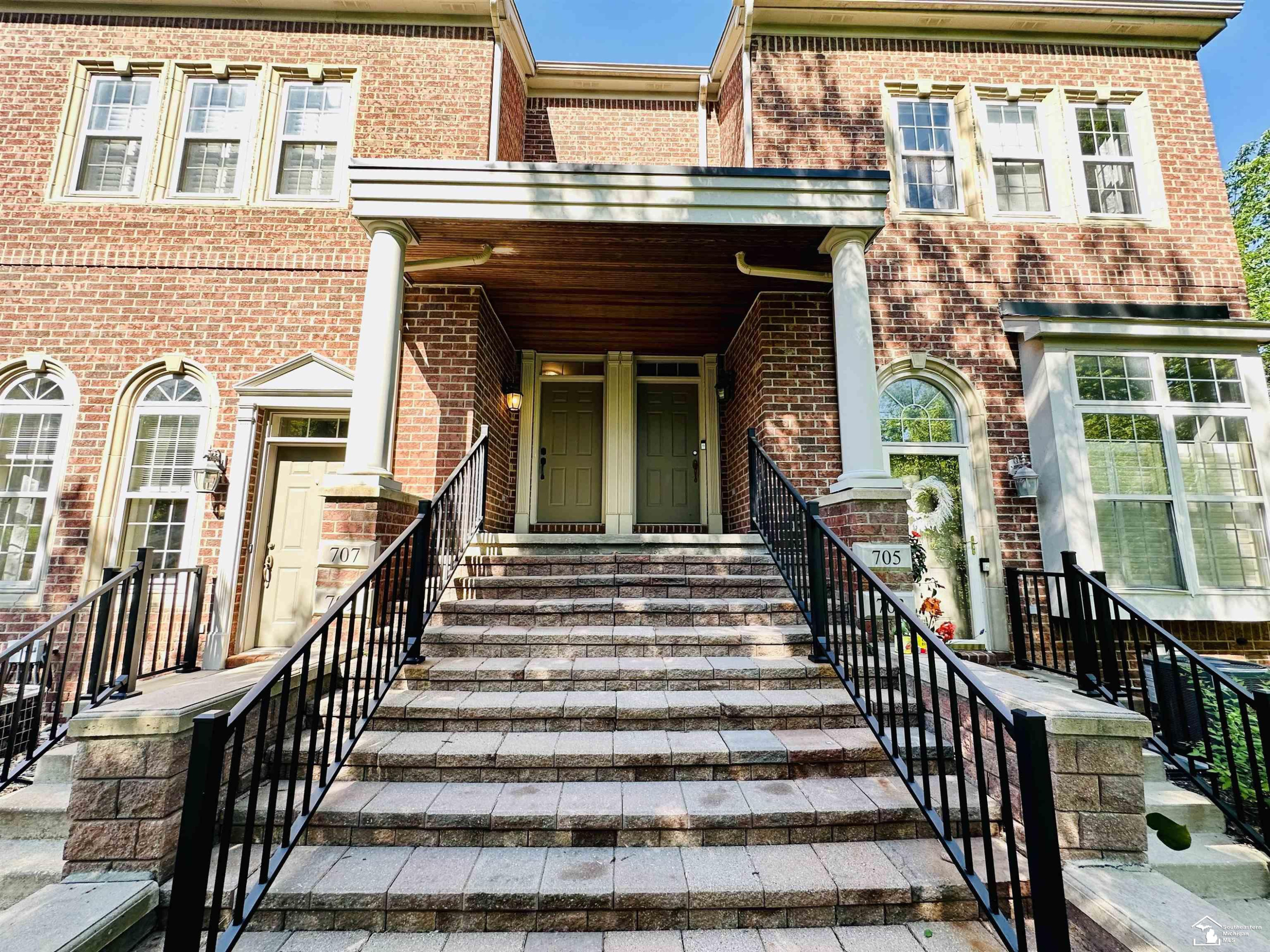707 E River Park Village, Northville, MI 48167 — front exterior