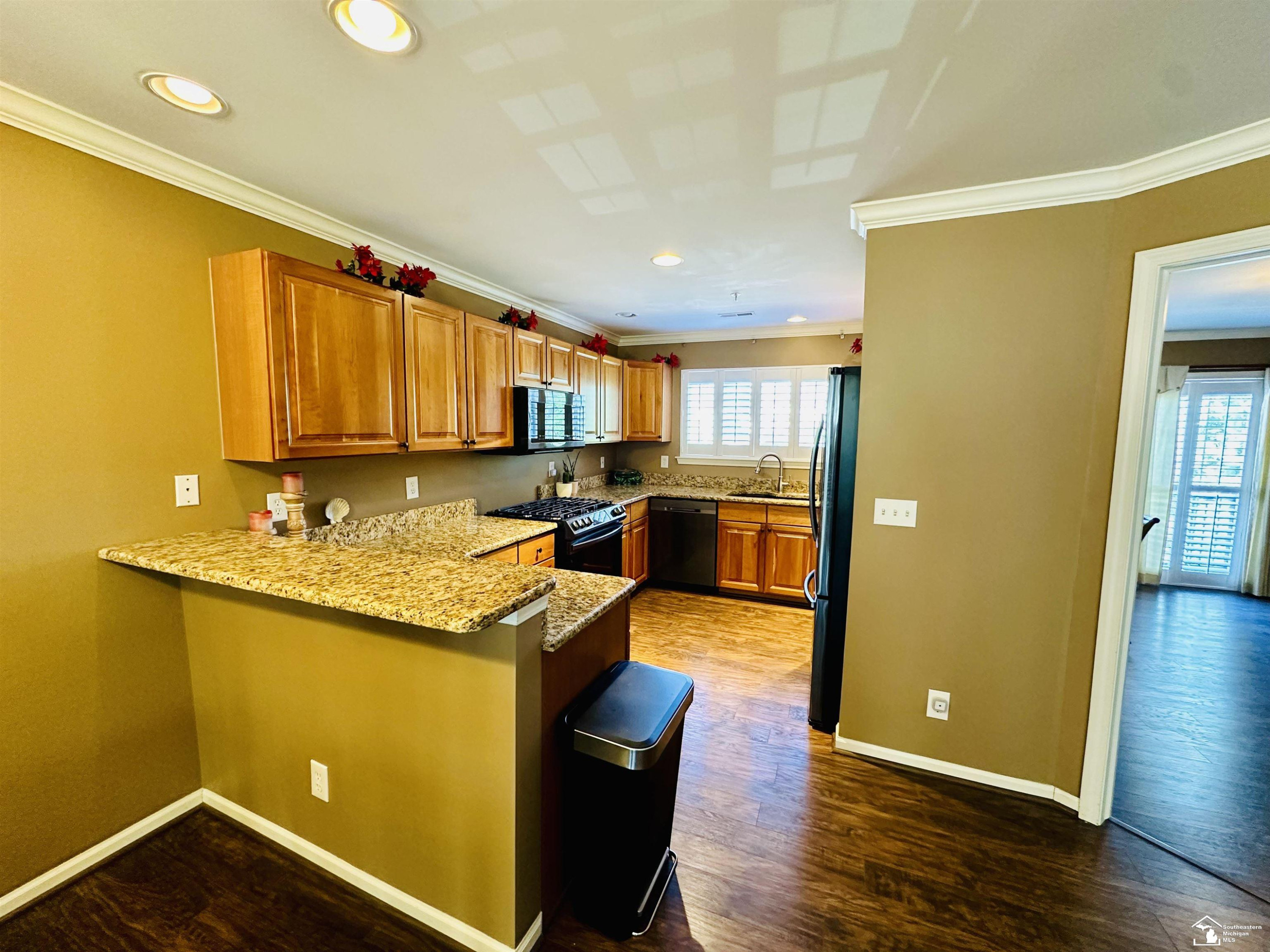 707 E River Park Village, Northville, MI 48167 — Photo 6