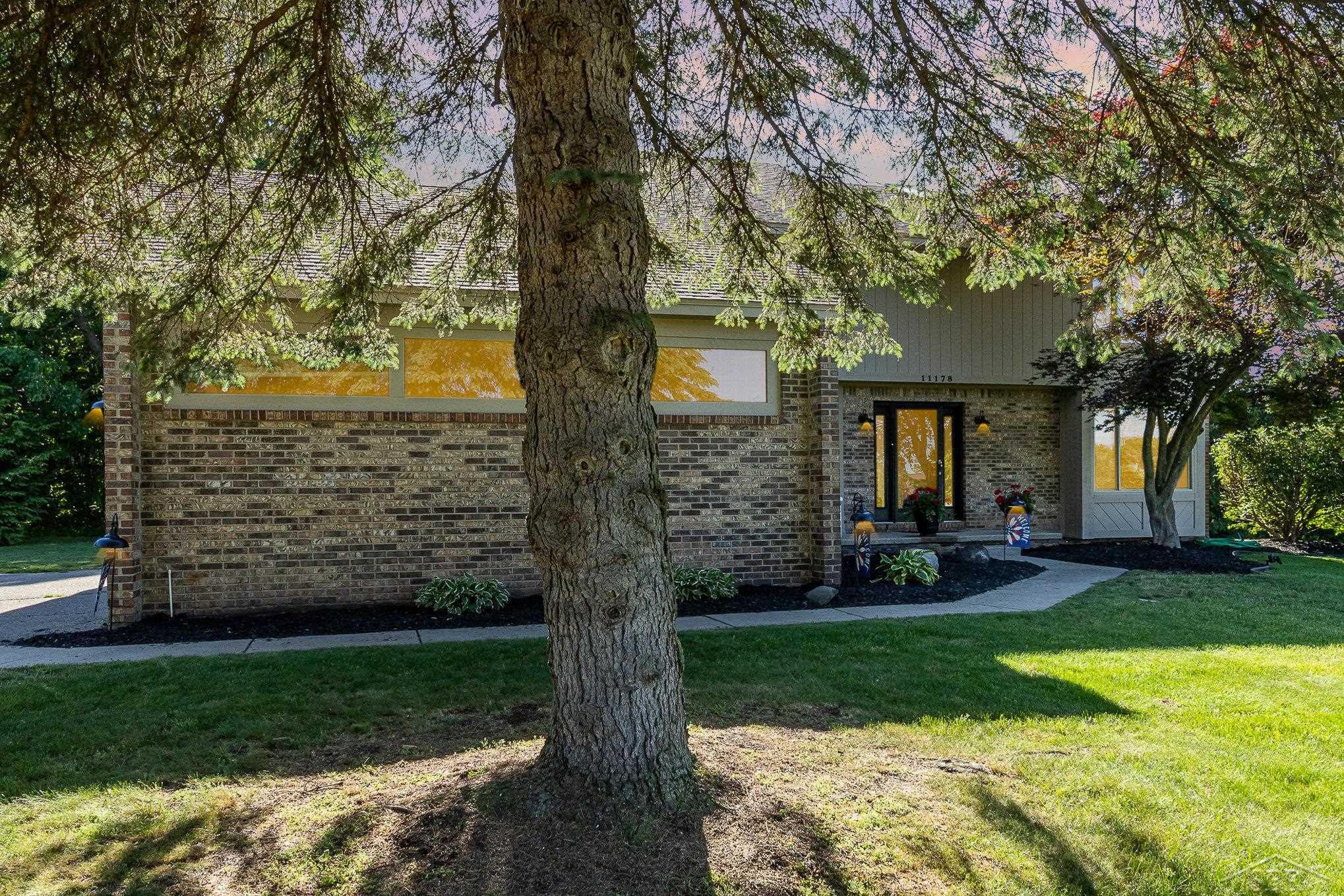 11178 Clovis Pointe Drive, South Lyon, MI 48178 — Photo 46