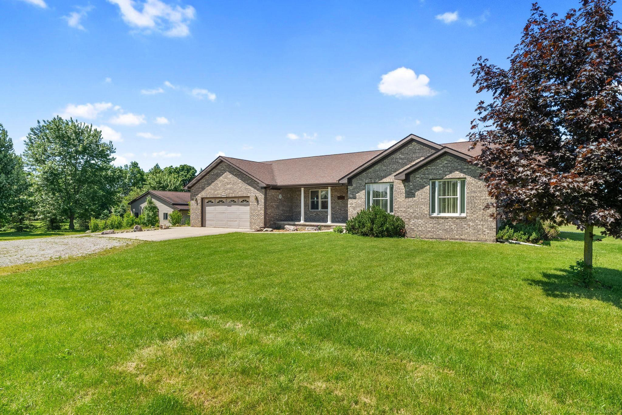 9850 Yale Road, Avoca, MI 48006 — front exterior