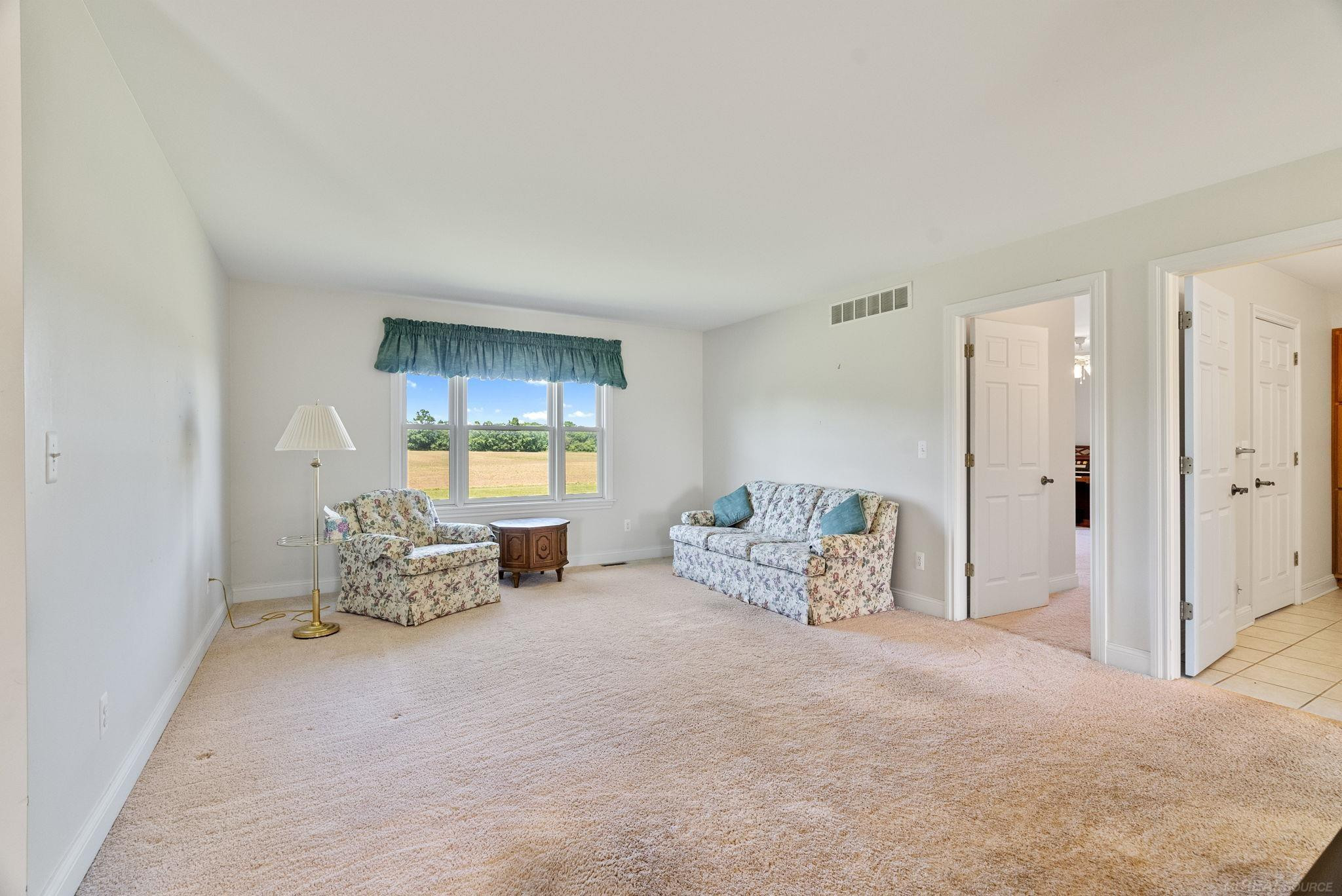 9850 Yale Road, Avoca, MI 48006 — Photo 2