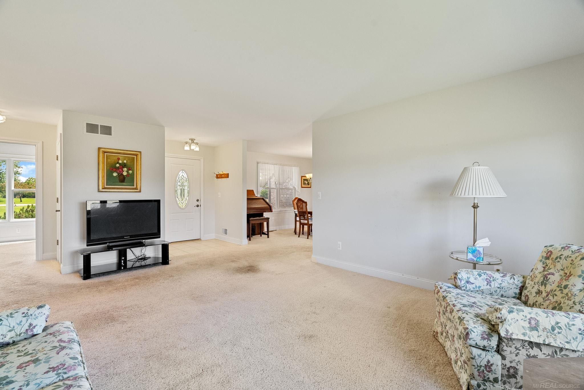 9850 Yale Road, Avoca, MI 48006 — Photo 5