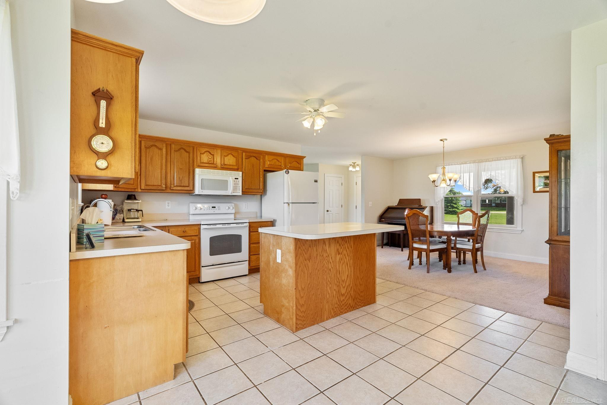 9850 Yale Road, Avoca, MI 48006 — Photo 14