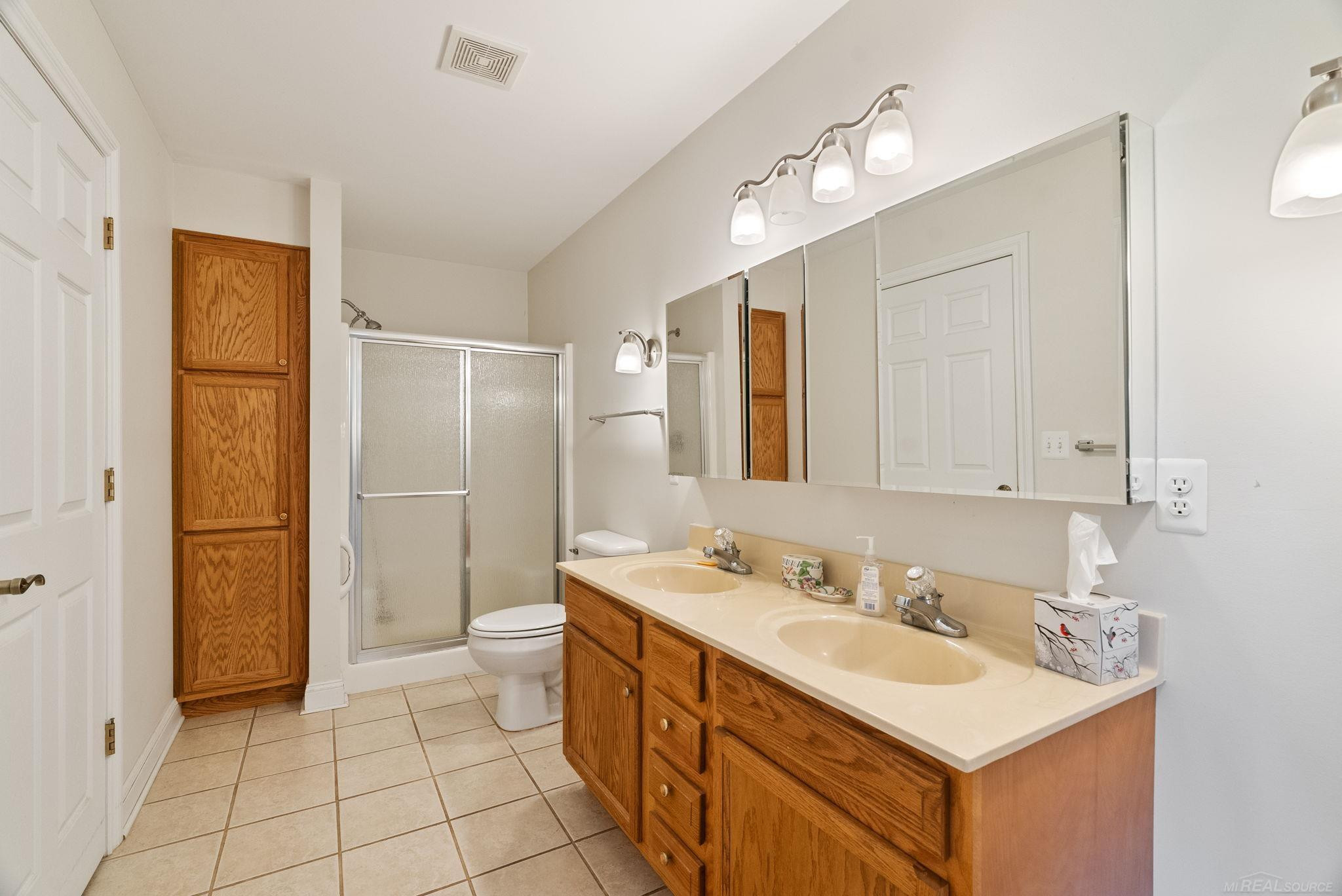 9850 Yale Road, Avoca, MI 48006 — Photo 23