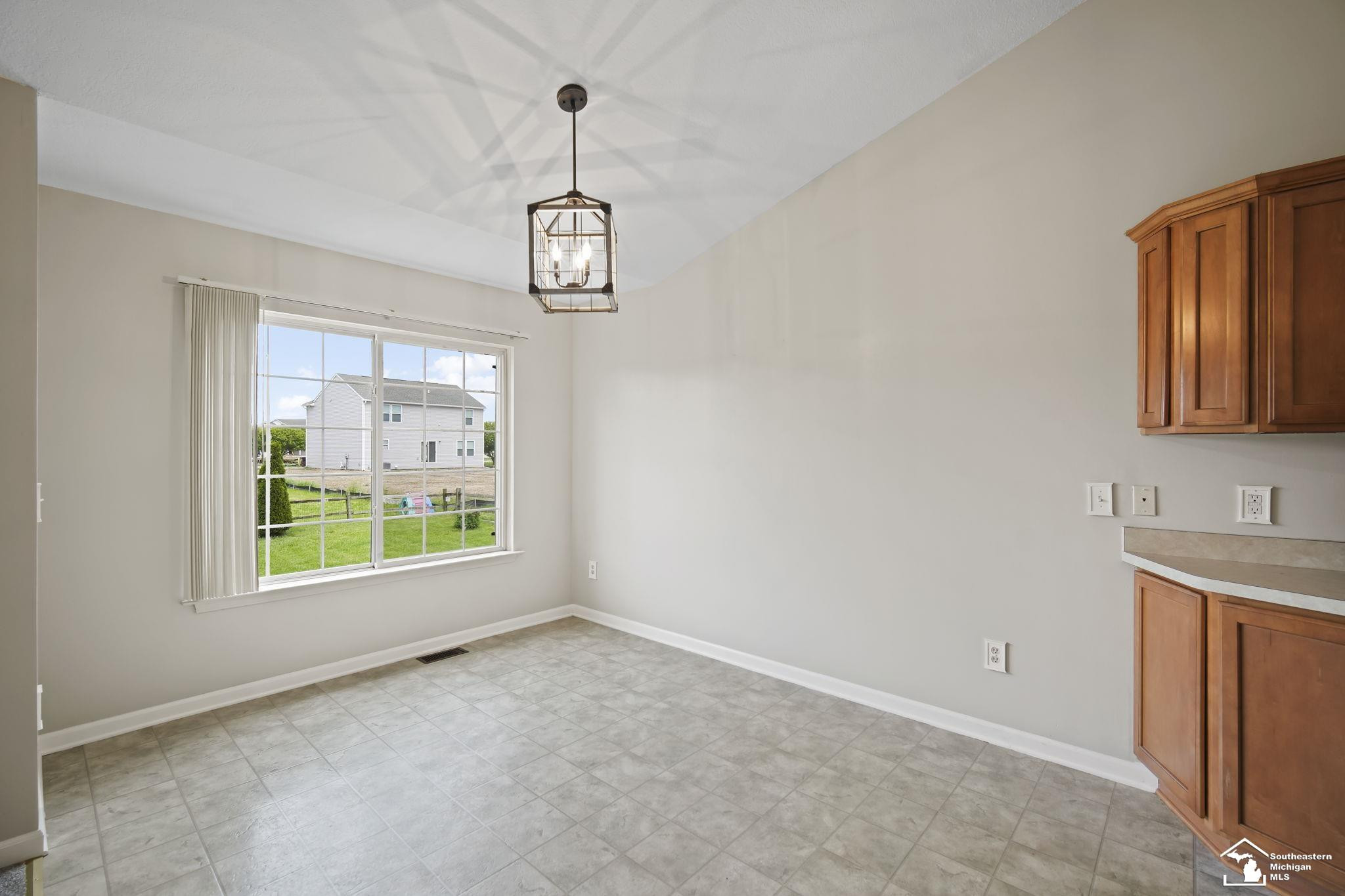 8786 Lentner, Monroe, MI 48162 — Photo 11