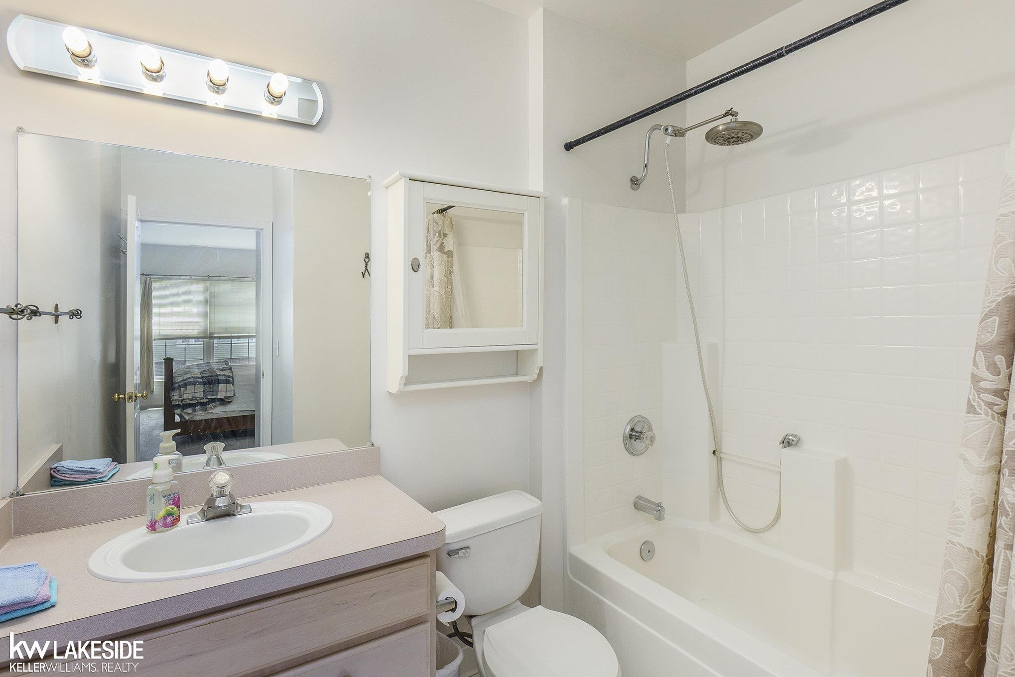 20153 Rodeo Court, Southfield, MI 48075 — Photo 8