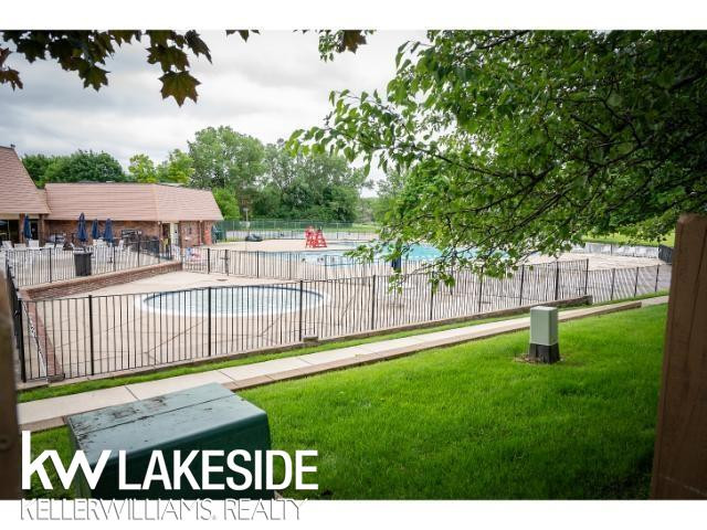 5363 Breeze Hill, Troy, MI 48098 — Photo 6