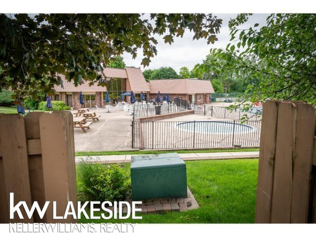5363 Breeze Hill, Troy, MI 48098 — Photo 7