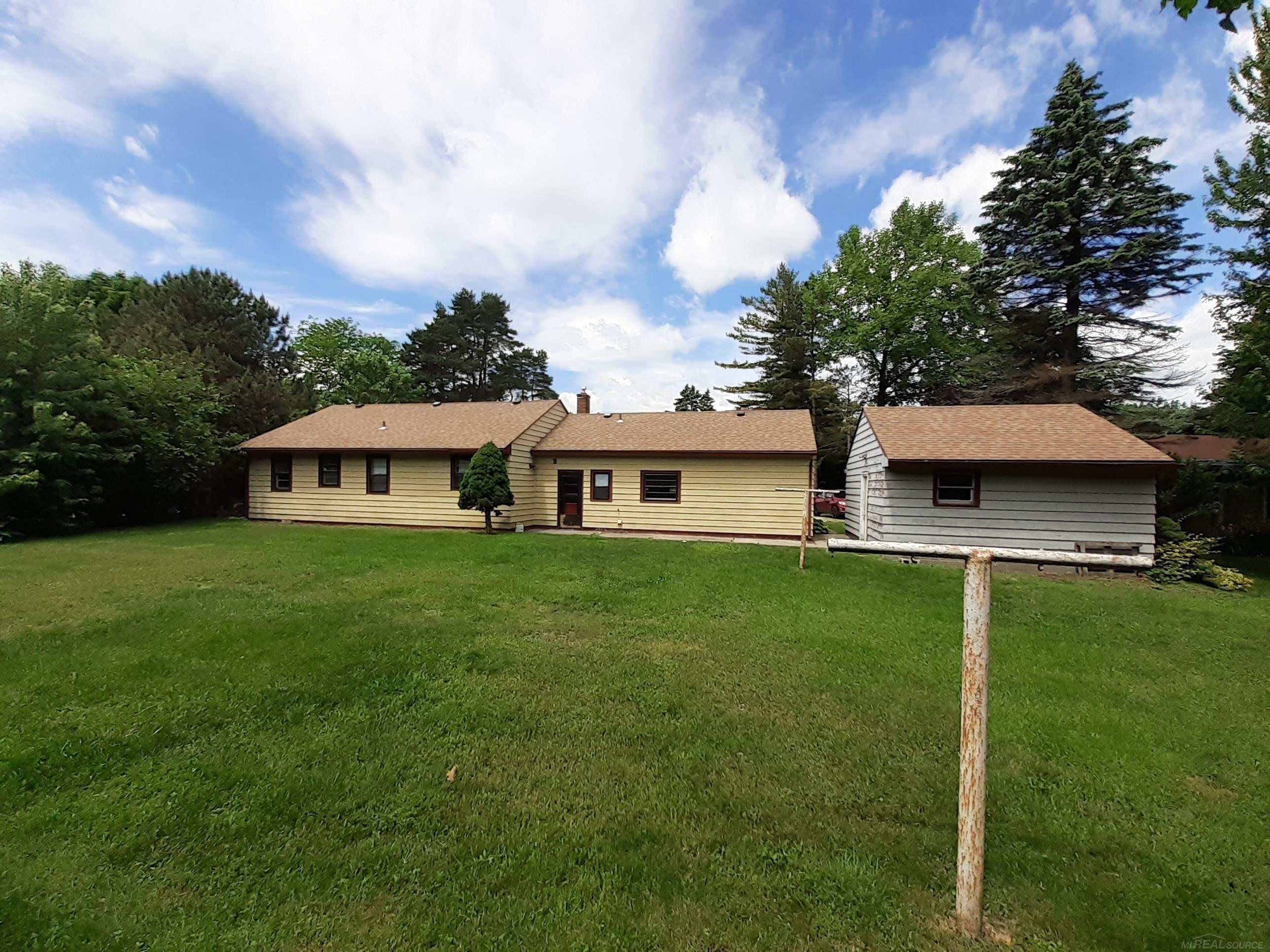 49900 Jefferson Avenue, MI 48047 — Photo 4