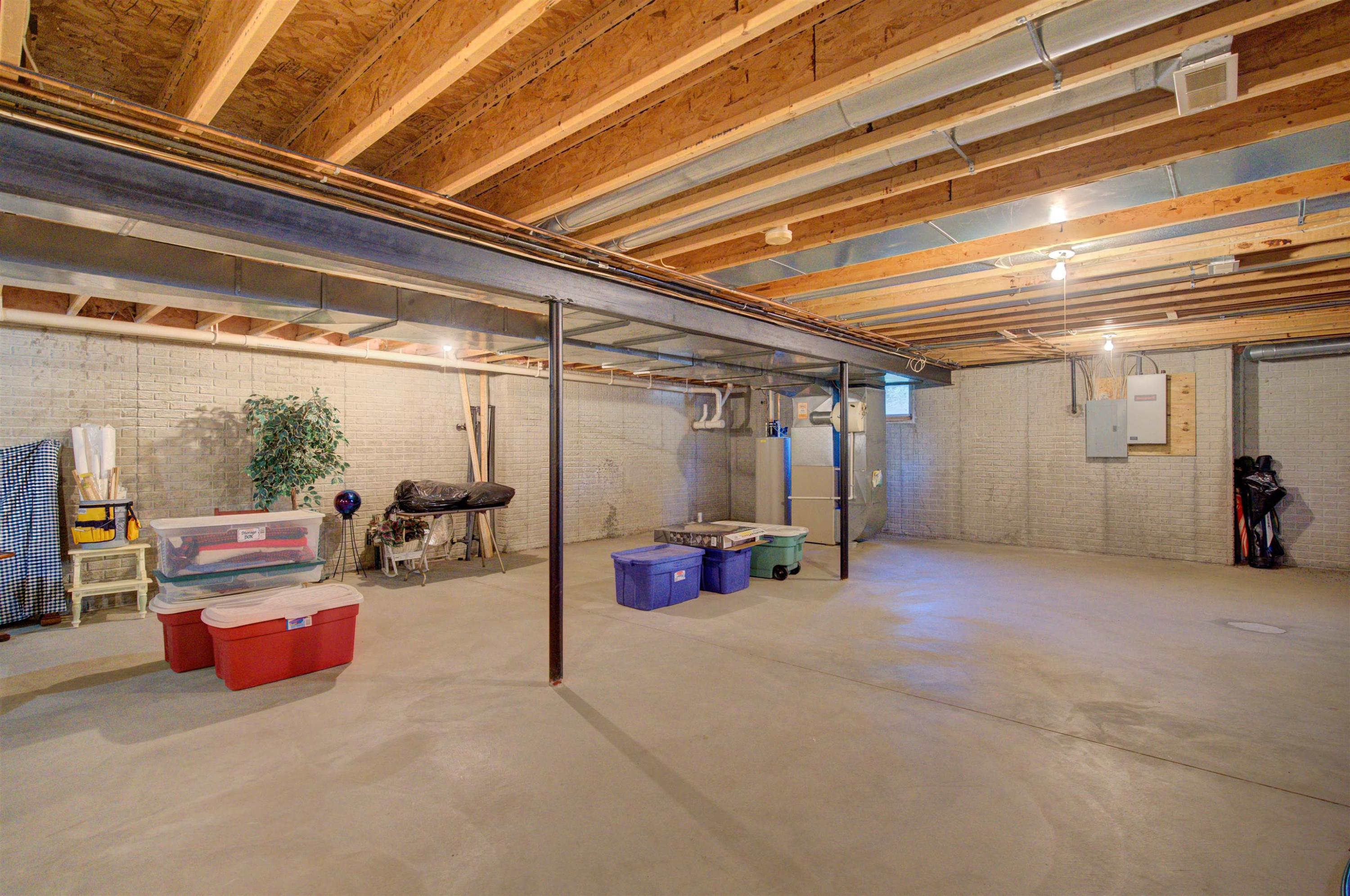 12873 Seymour, Burt, MI 48417 — Photo 50