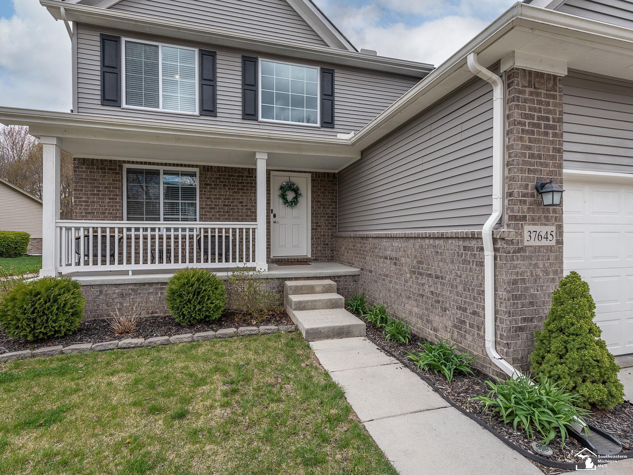37645 N Dianne, New Boston, MI 48164 — Photo 2
