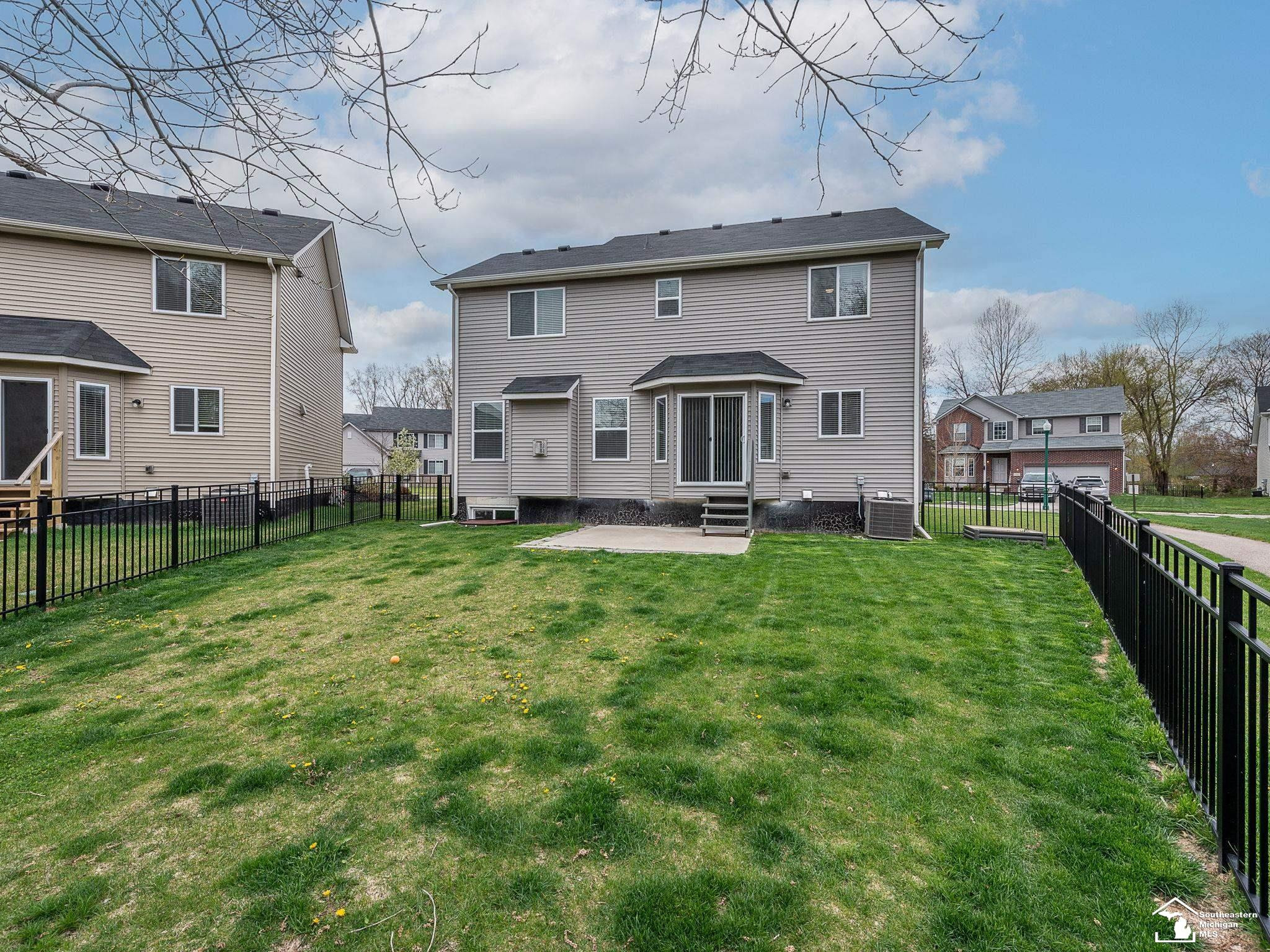 37645 N Dianne, New Boston, MI 48164 — Photo 4
