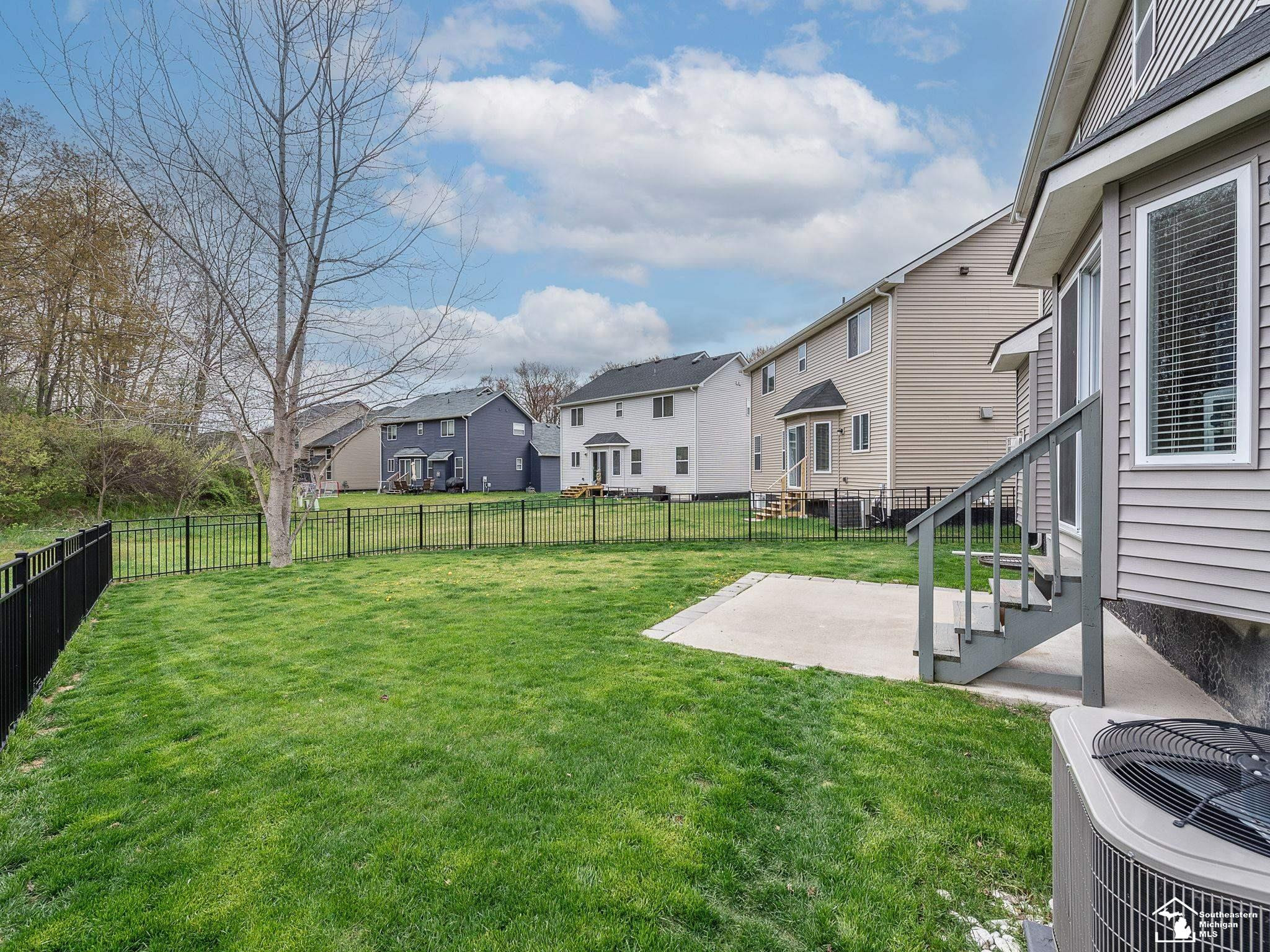 37645 N Dianne, New Boston, MI 48164 — Photo 5