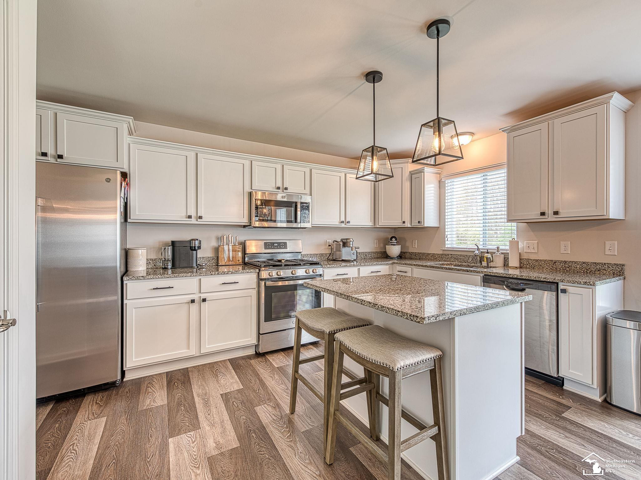 37645 N Dianne, New Boston, MI 48164 — Photo 12