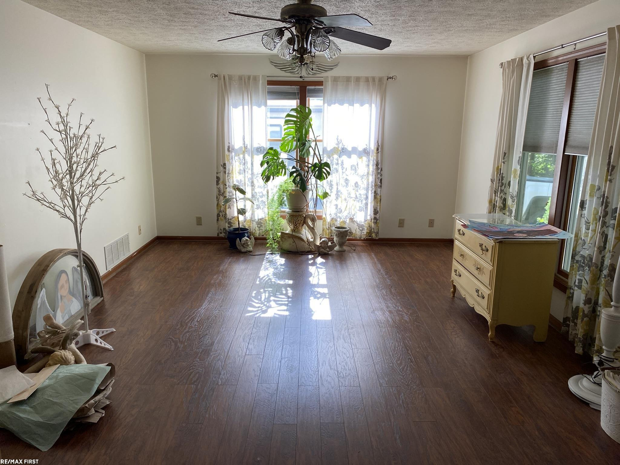 11409 Jeddo Road, MI 48097 — Photo 10