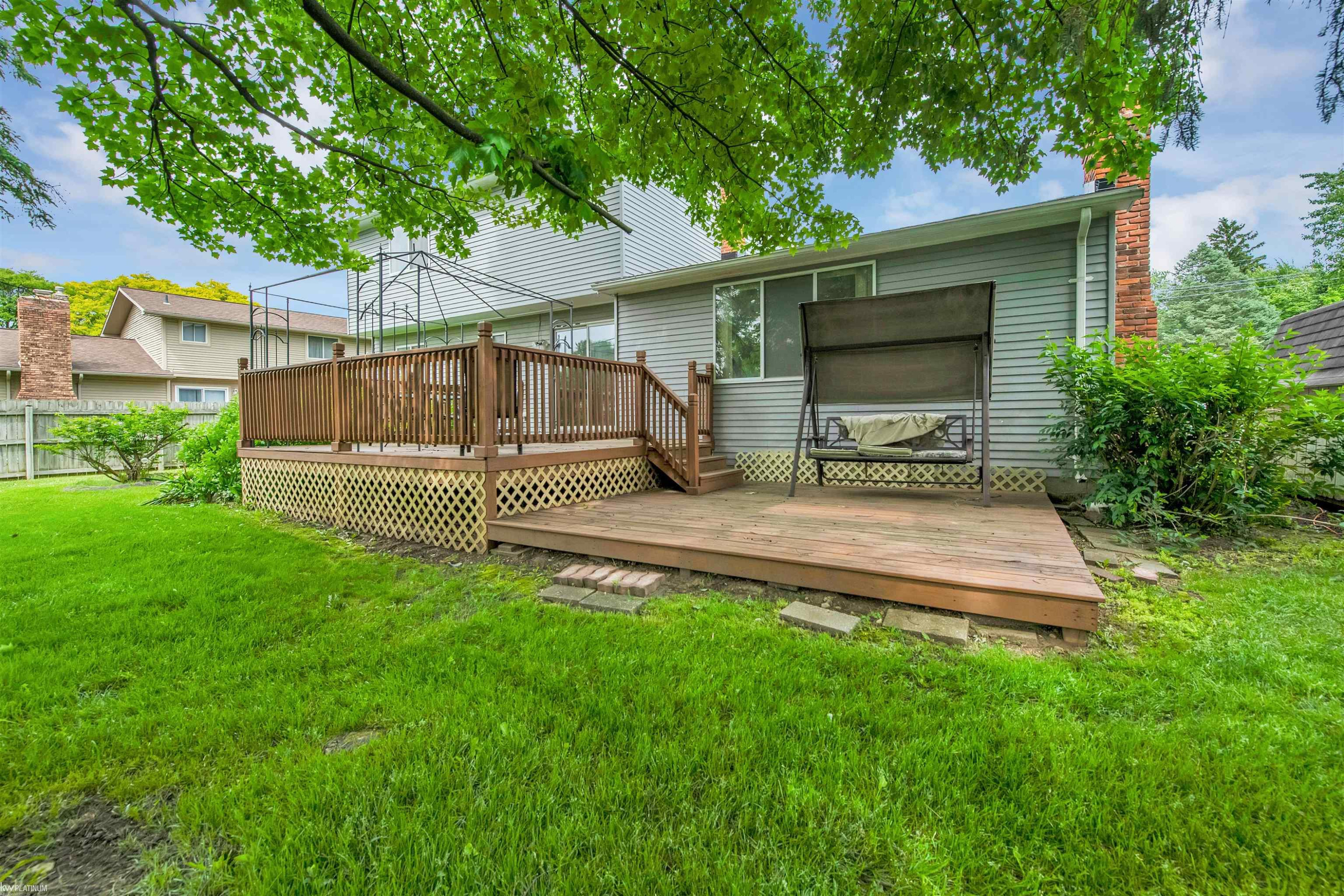 6176 Clarkston Road, Clarkston, MI — Photo 13