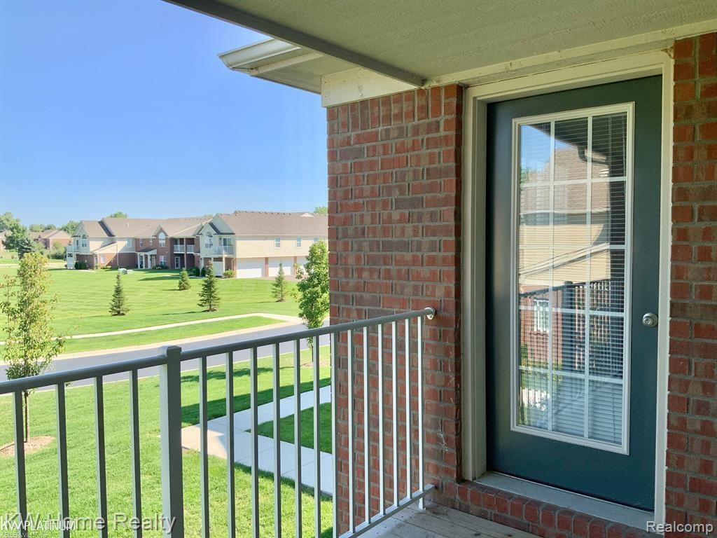 28392 Adler Park Dr Drive, MI — Photo 15