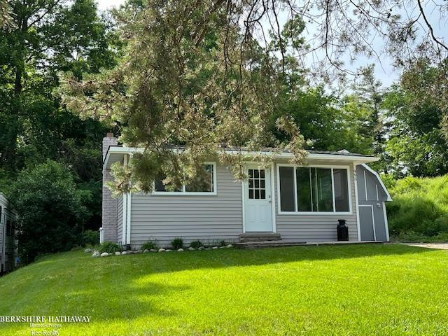995 Center Drive, Attica, MI 48412 — Photo 2