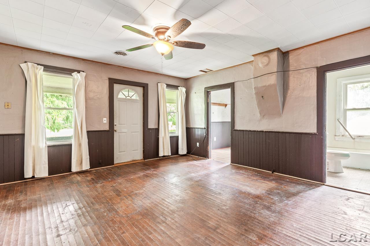 10407 Deerfield, Blissfield, MI 49228 — Photo 11