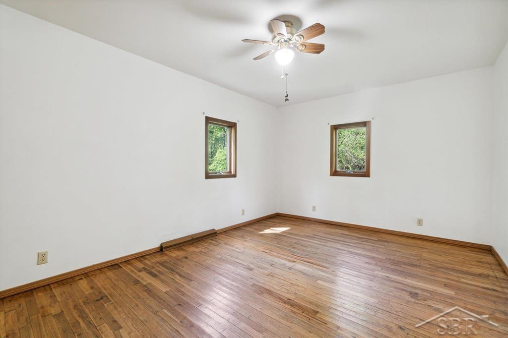 585 W Chippewa River, Midland, MI 48640 — Photo 17