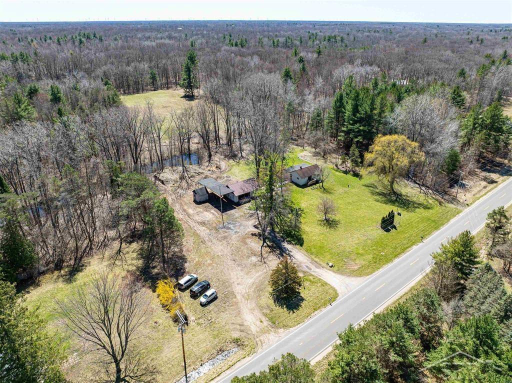 585 W Chippewa River, Midland, MI 48640 — Photo 55