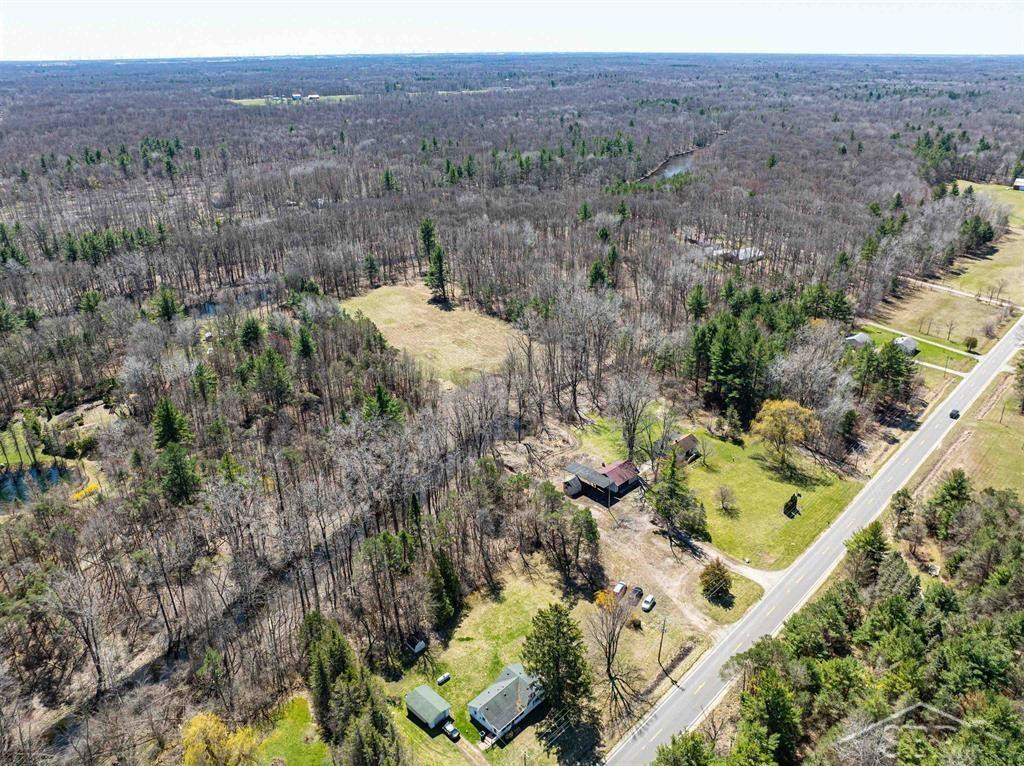 585 W Chippewa River, Midland, MI 48640 — Photo 60
