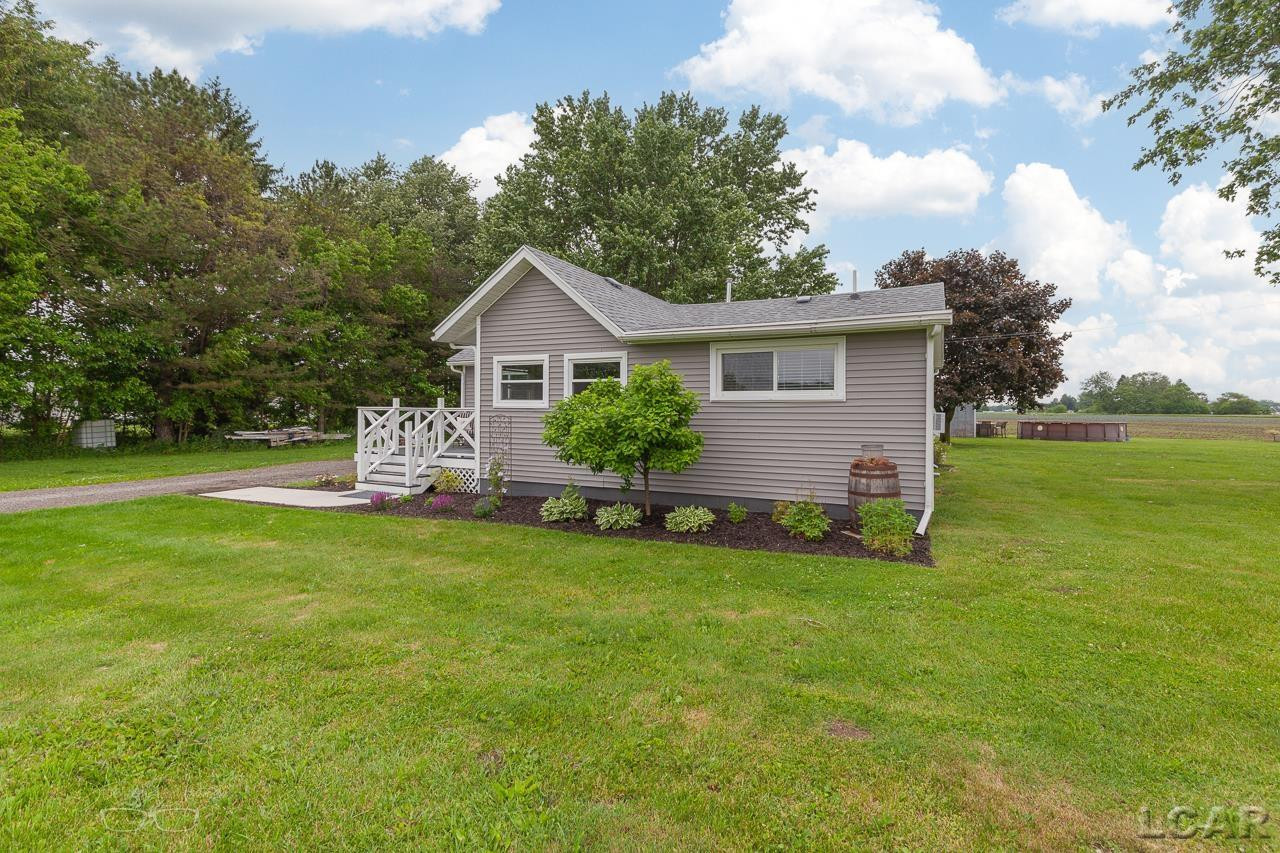 4961 S Wellsville Highway, Blissfield, MI 49228 — Photo 3