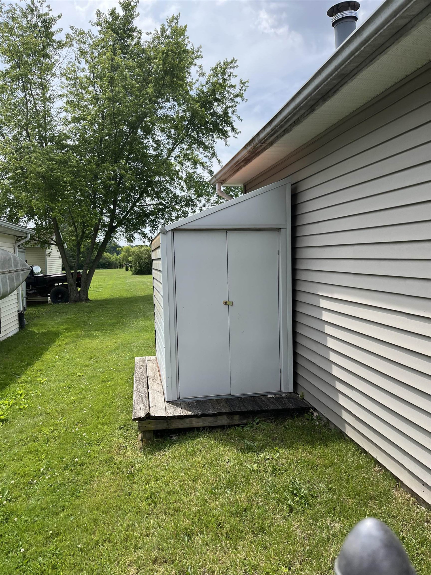 1016 Oak, MI 48449 — Photo 8