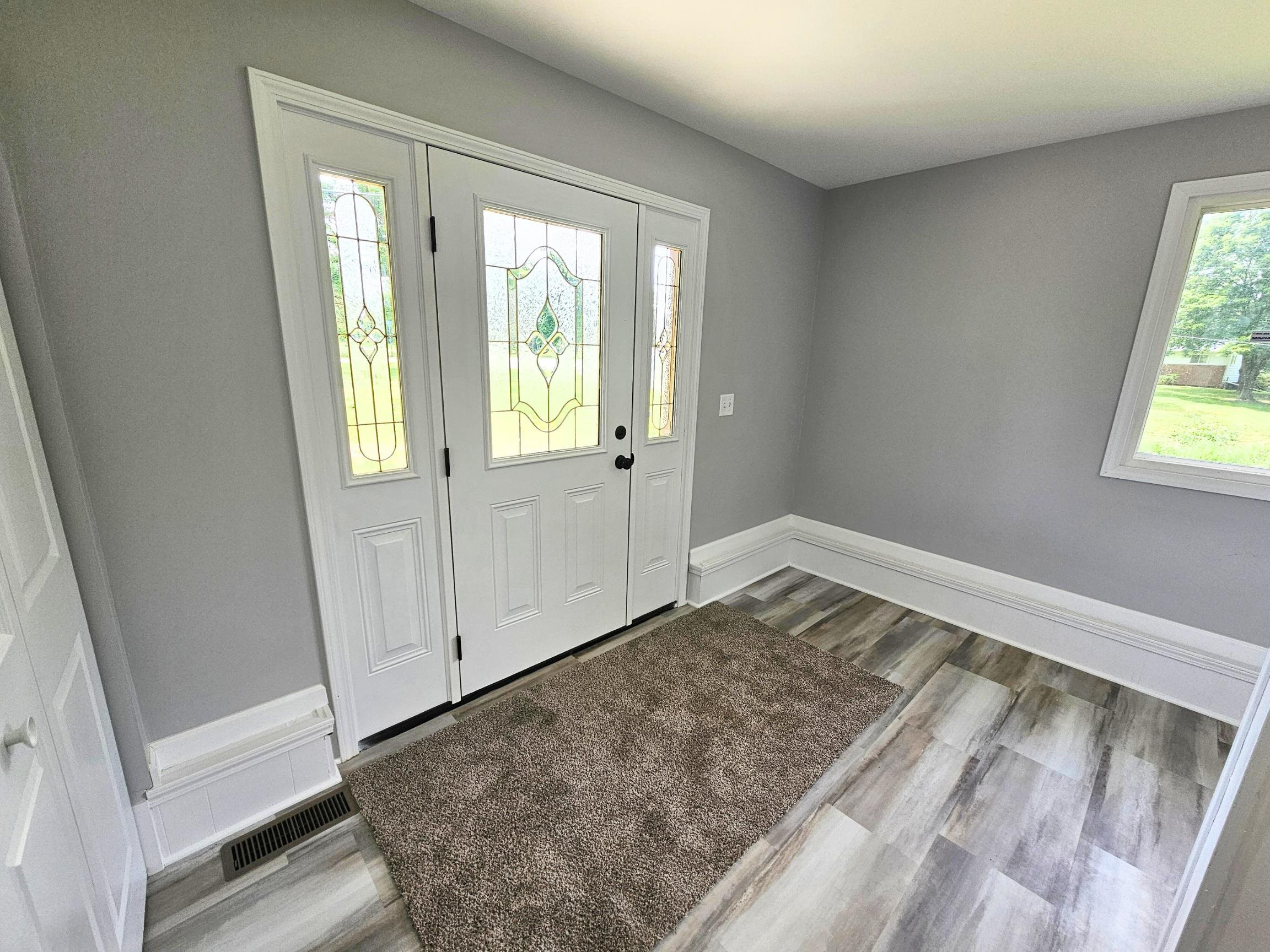 2012 Chesaning, Montrose, MI 48457 — Photo 8