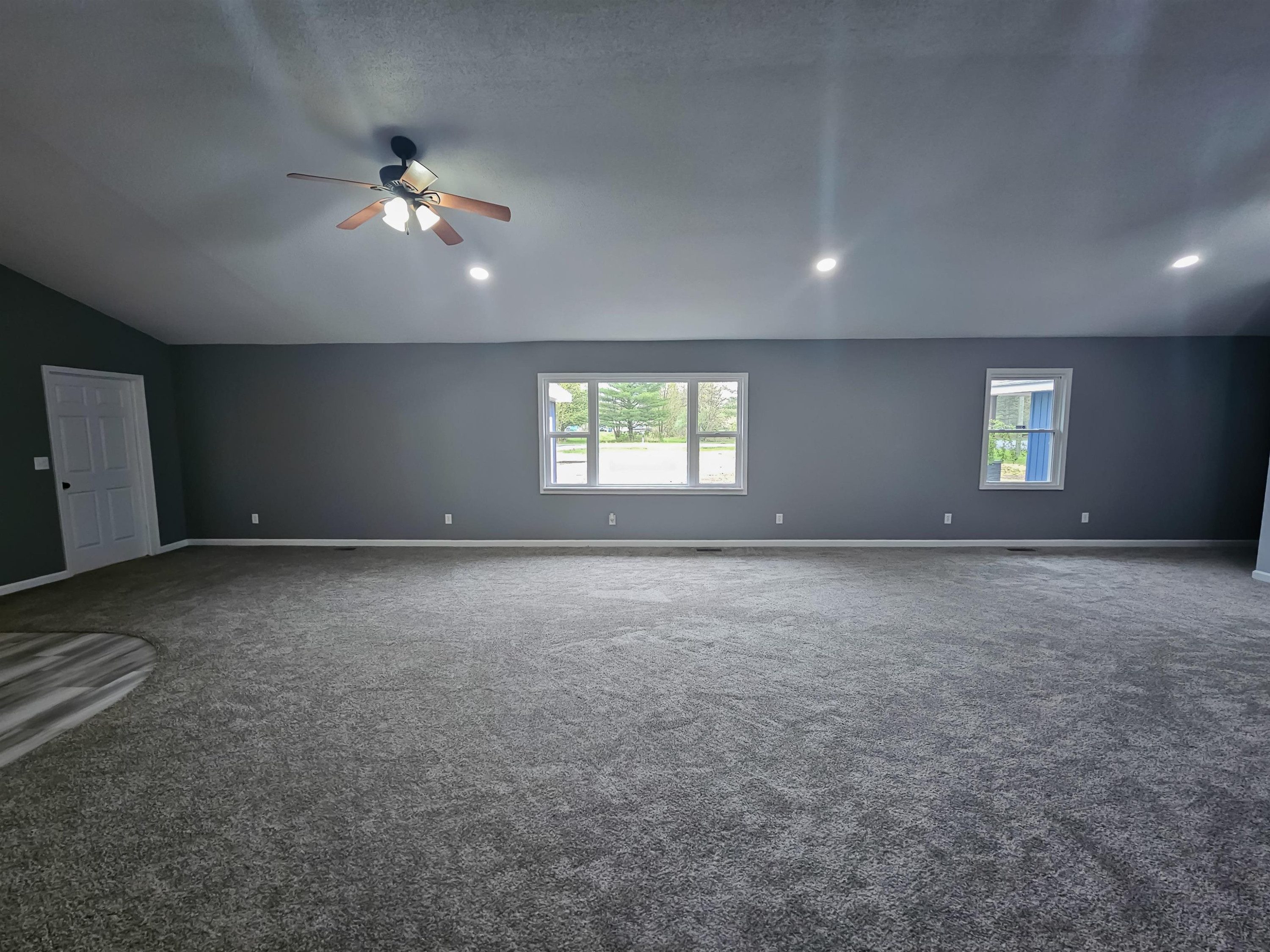 2012 Chesaning, Montrose, MI 48457 — Photo 12