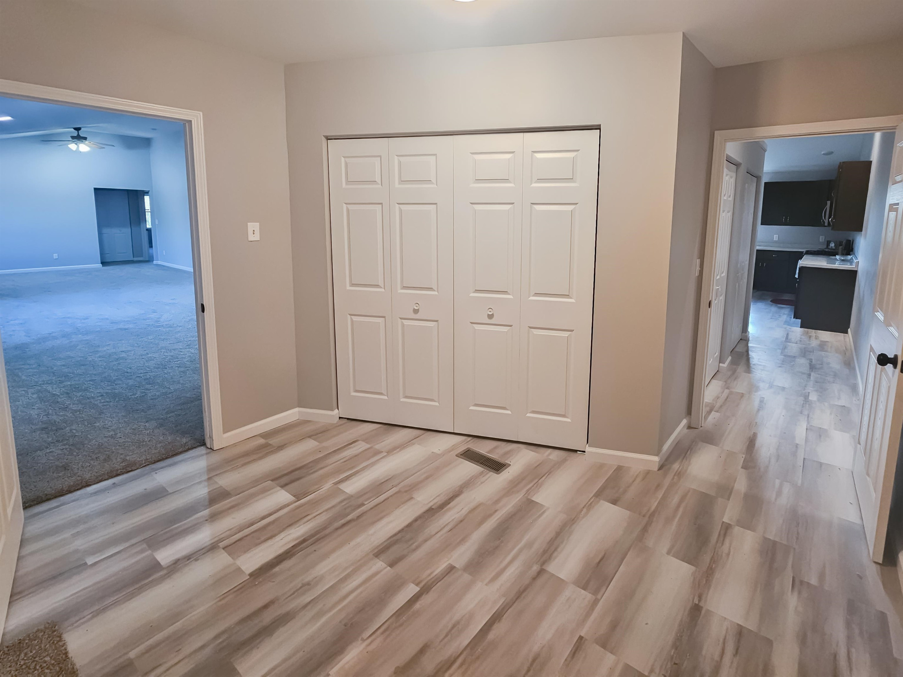 2012 Chesaning, Montrose, MI 48457 — Photo 24