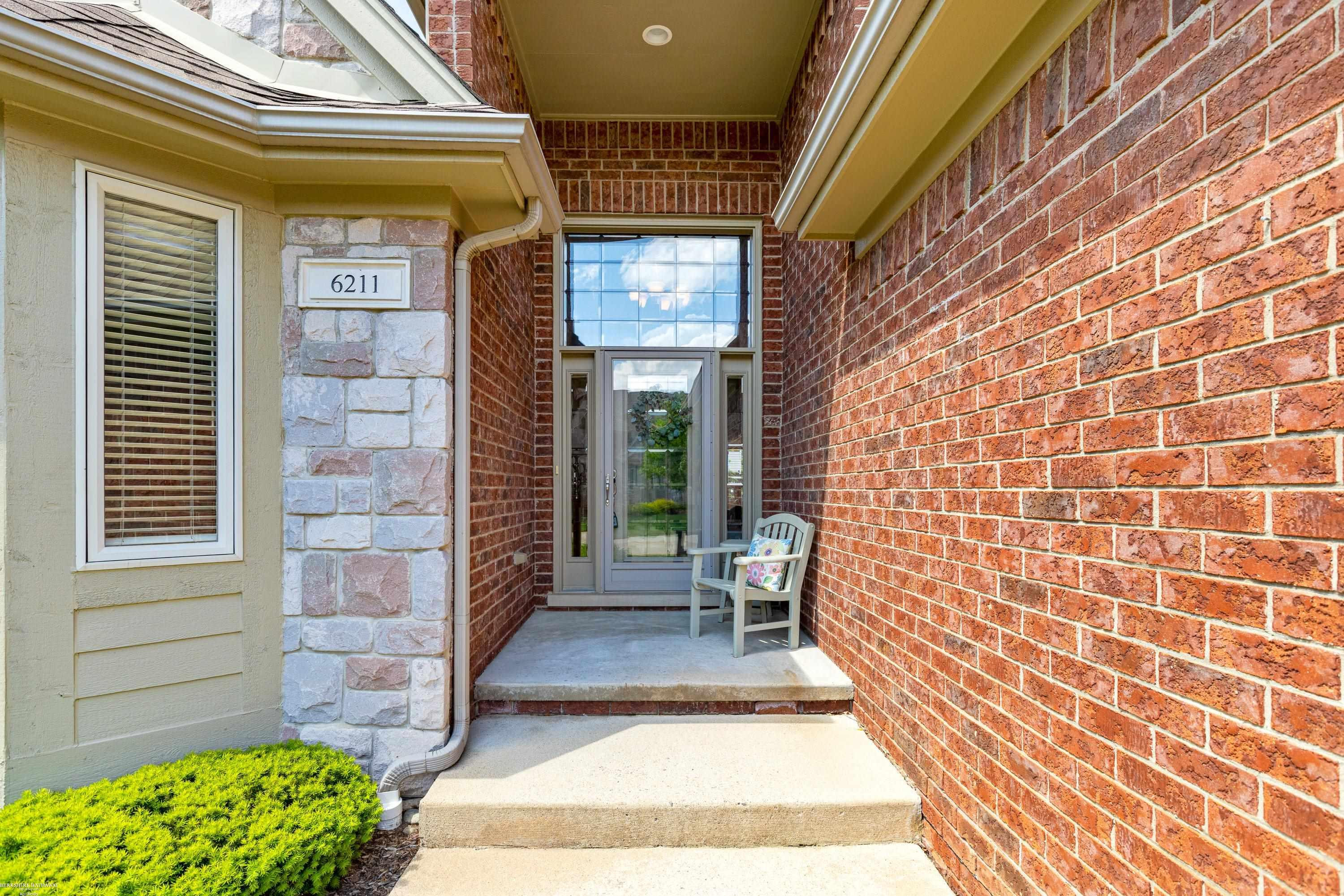 6211 Dana Rose Drive, 8, MI — Photo 3
