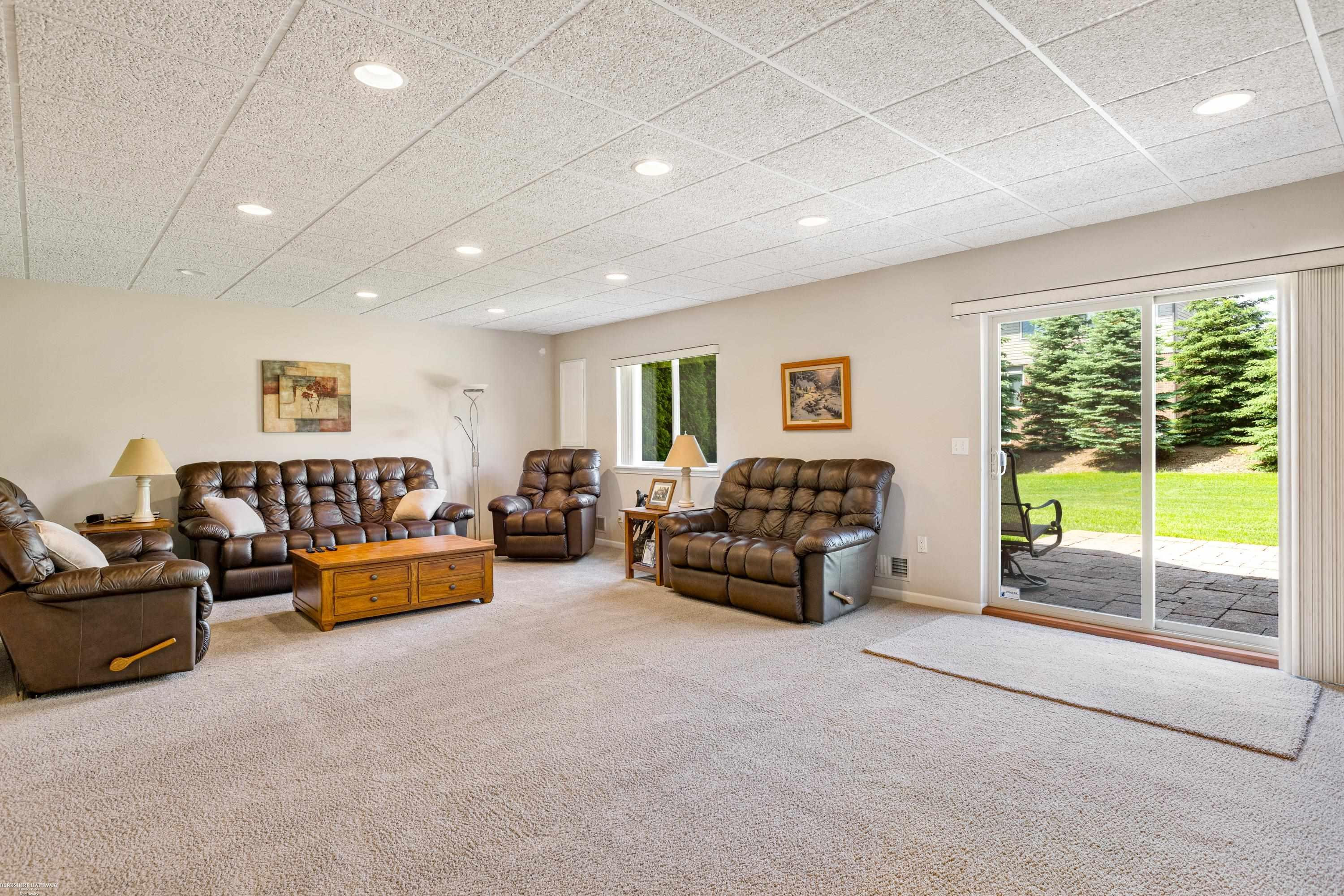 6211 Dana Rose Drive, 8, MI — Photo 33