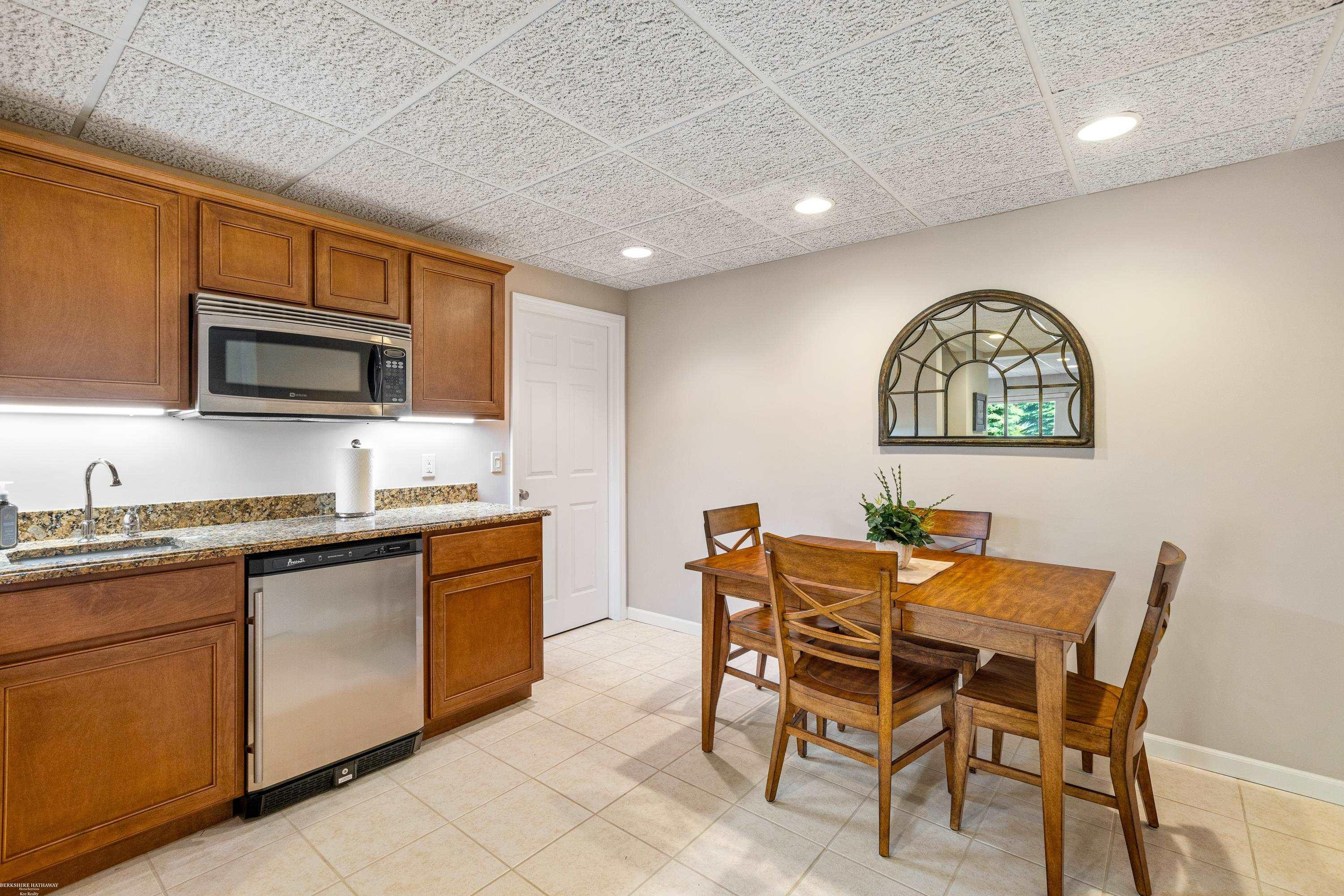 6211 Dana Rose Drive, 8, MI — Photo 37