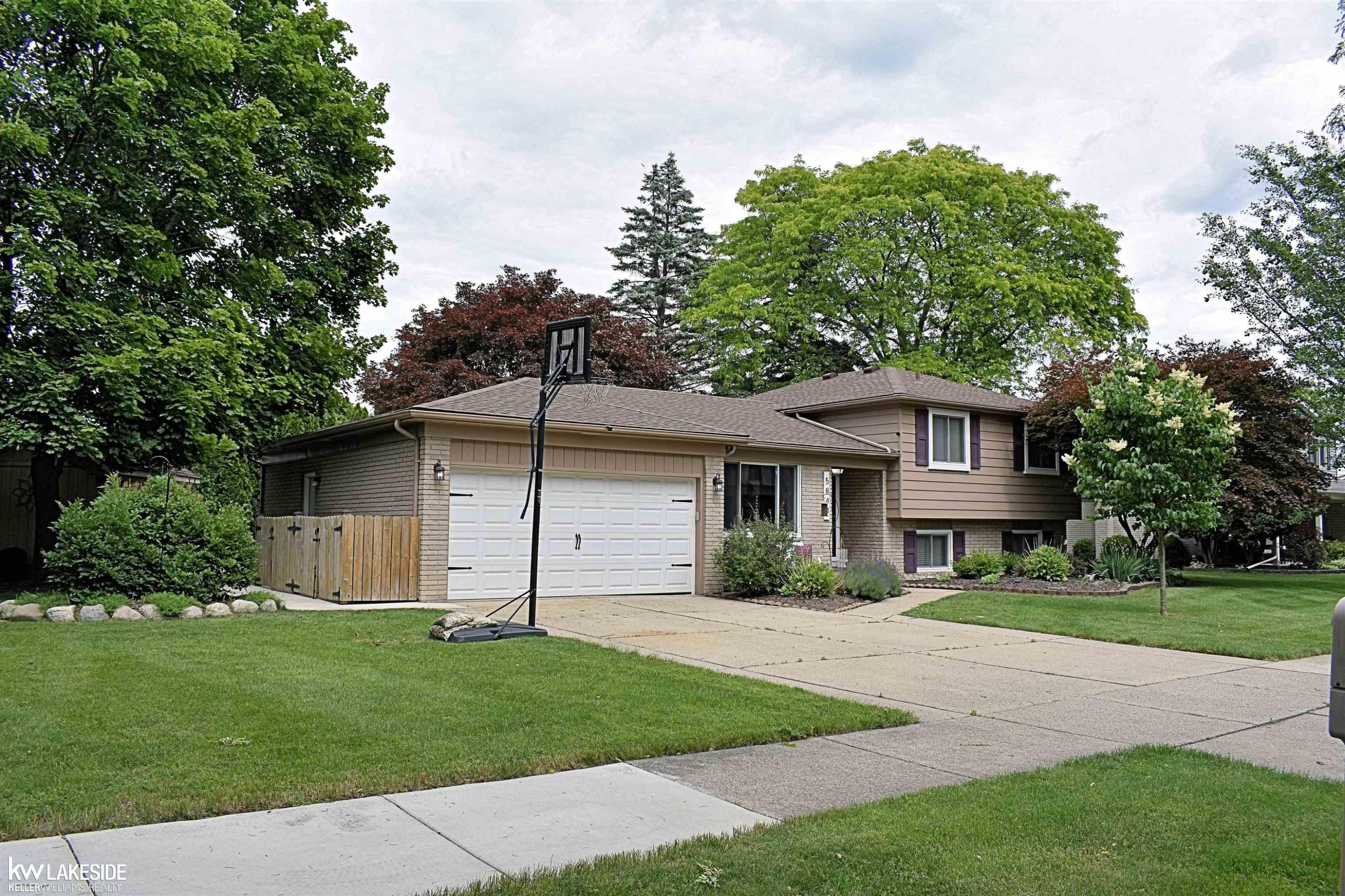 5844 Patterson Drive, Troy, MI 48085 — Photo 2