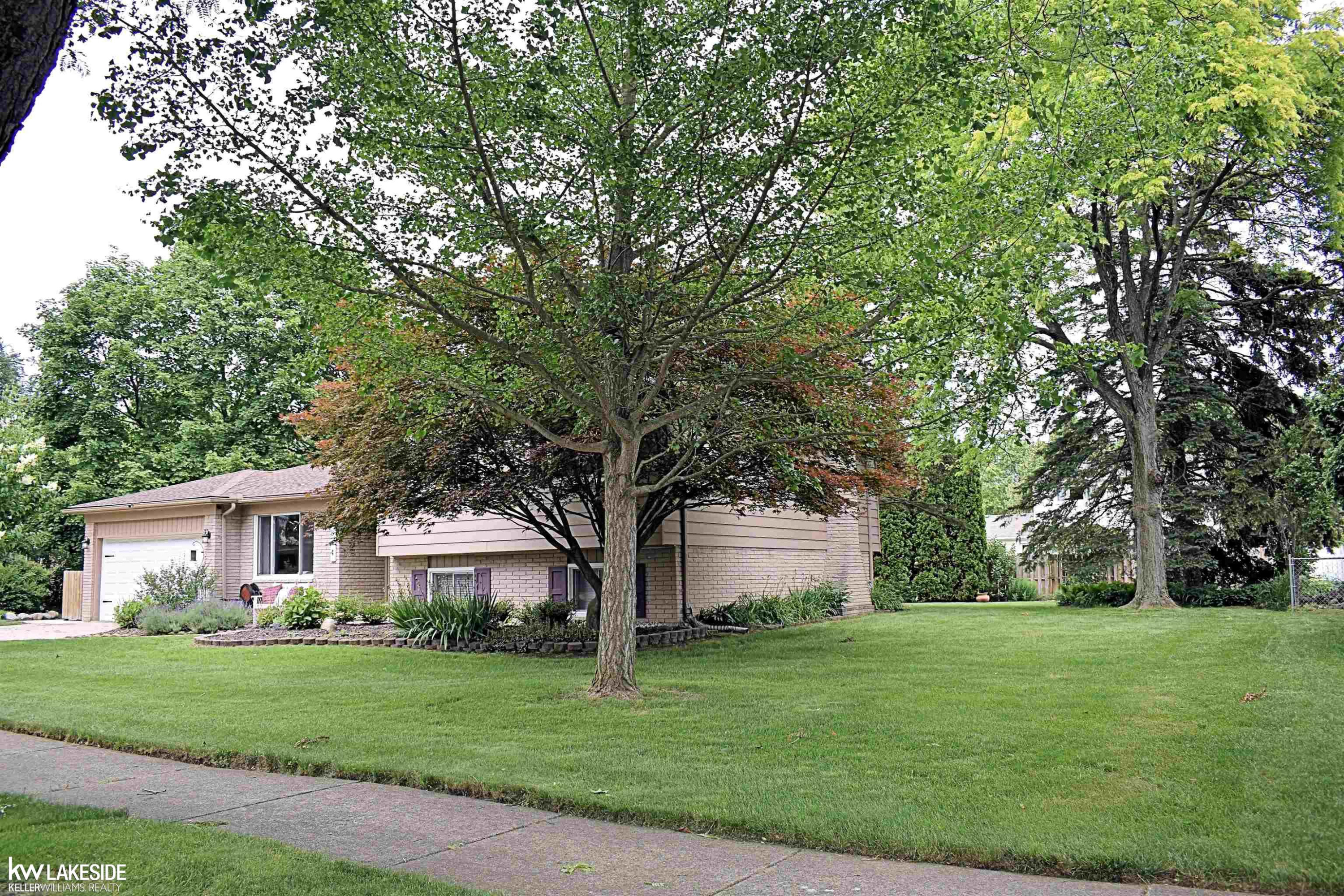 5844 Patterson Drive, Troy, MI 48085 — Photo 3