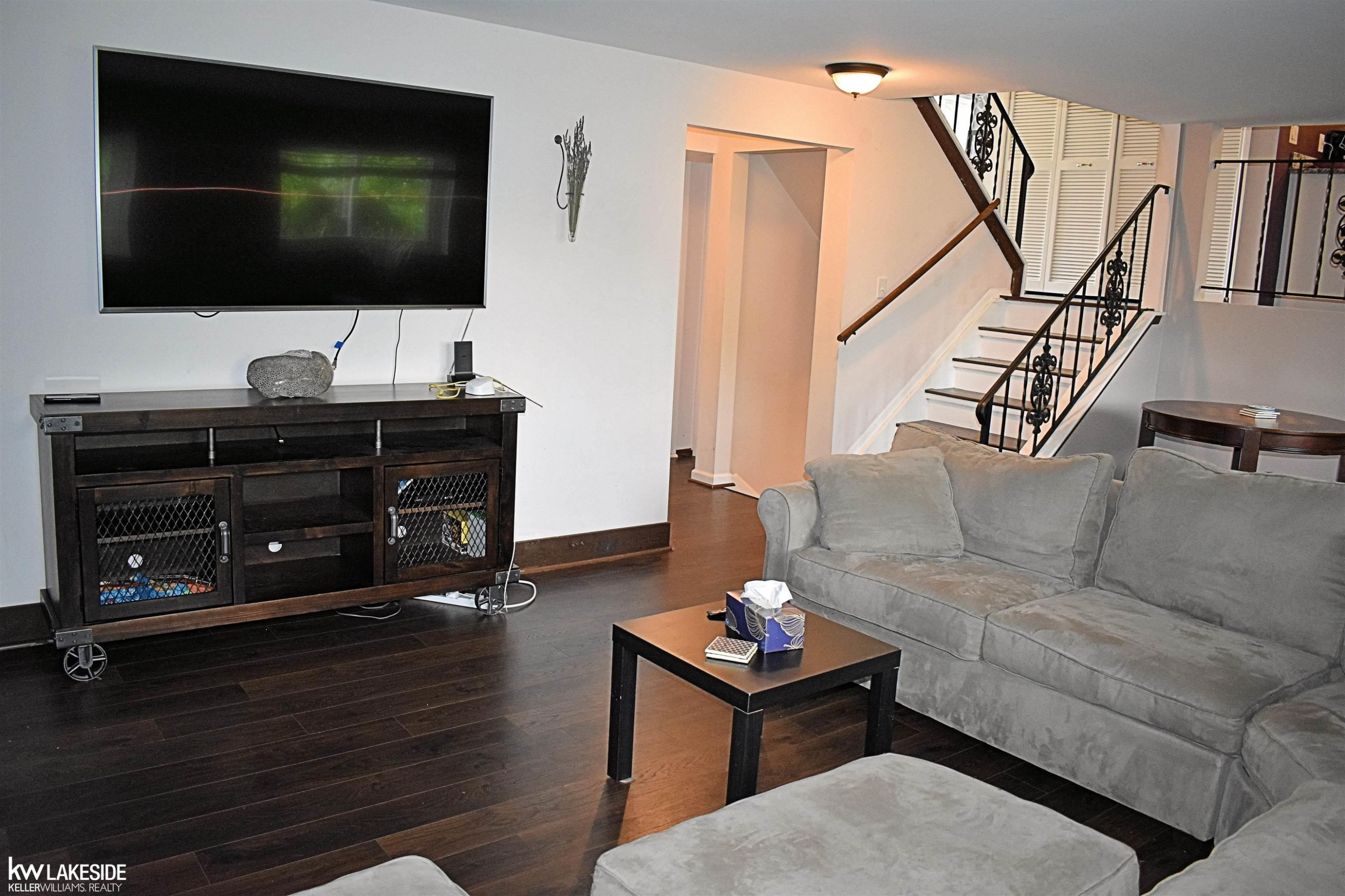 5844 Patterson Drive, Troy, MI 48085 — Photo 36