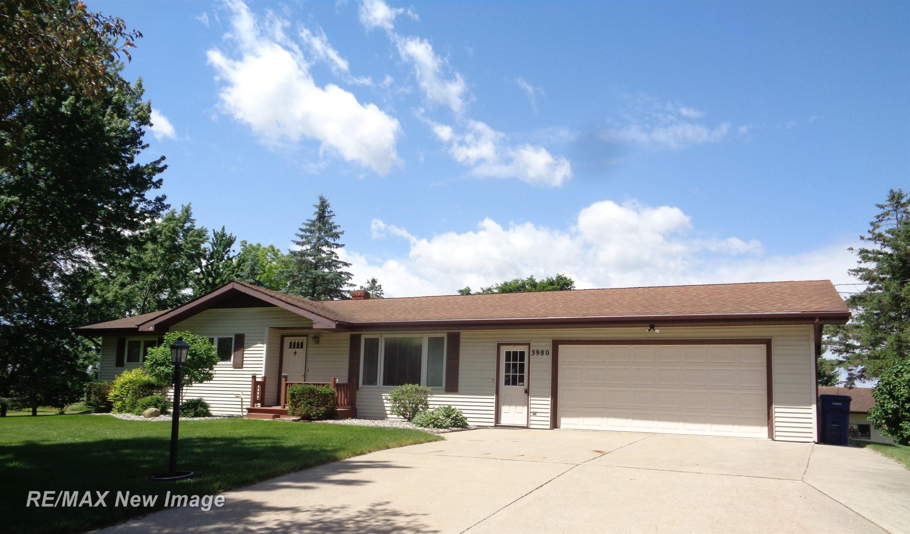 3980 East Road, Saginaw, MI 48601 — front exterior
