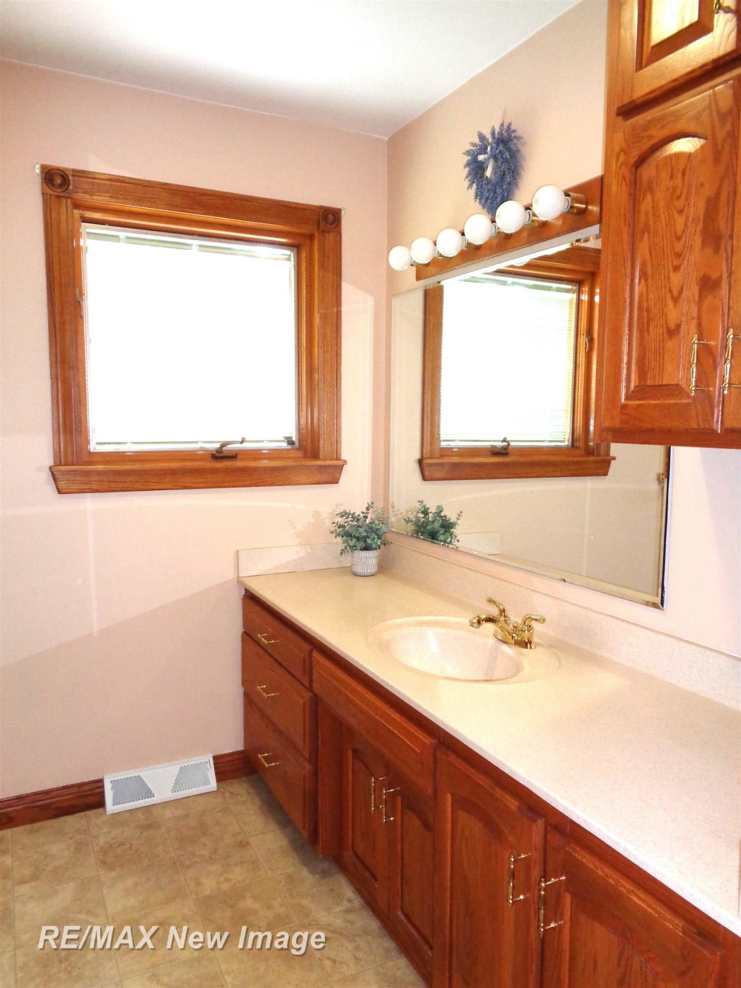 3980 East Road, Saginaw, MI 48601 — Photo 23