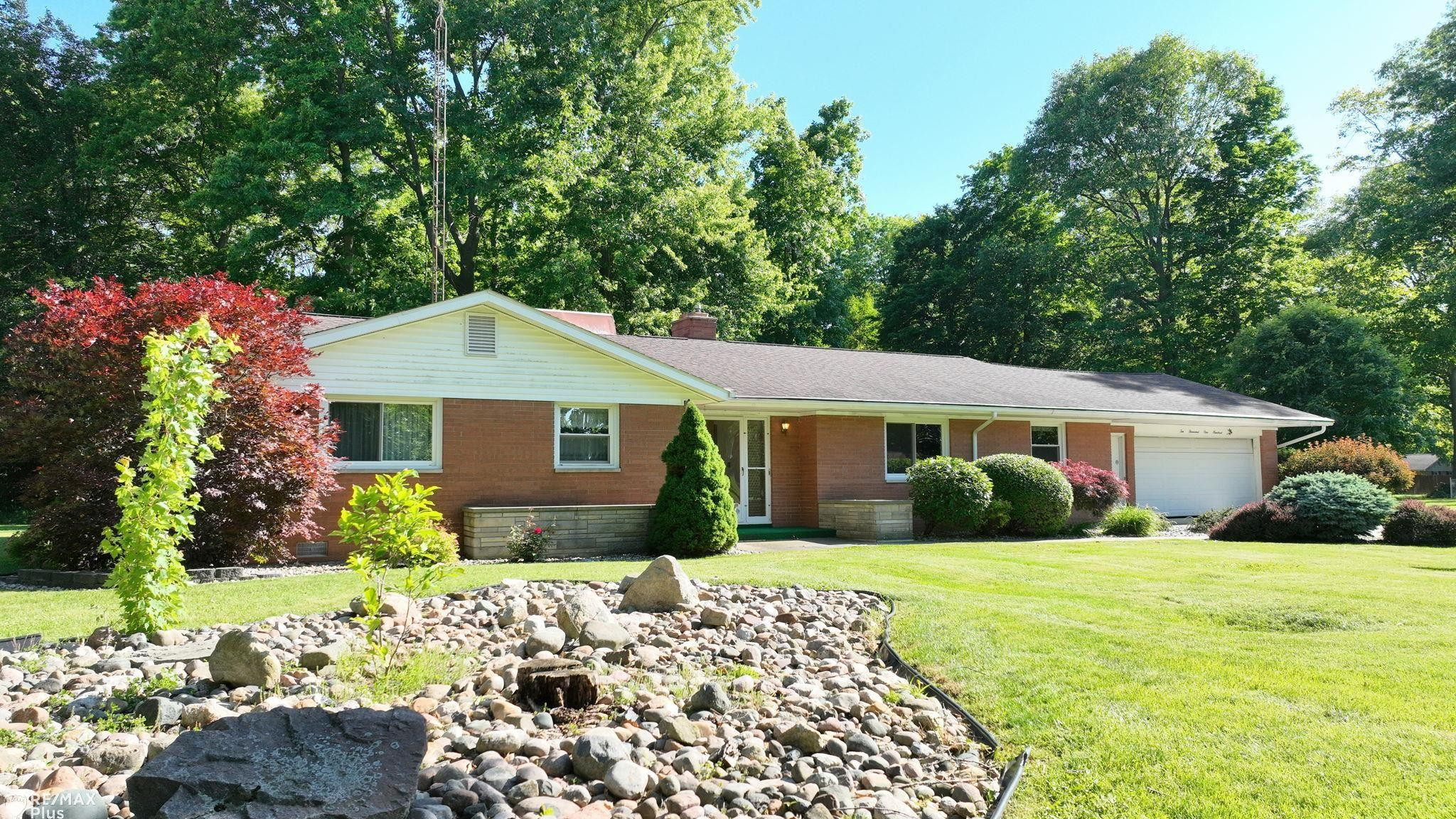 10100 Silver Creek, Frankenmuth, MI 48734 — Photo 3