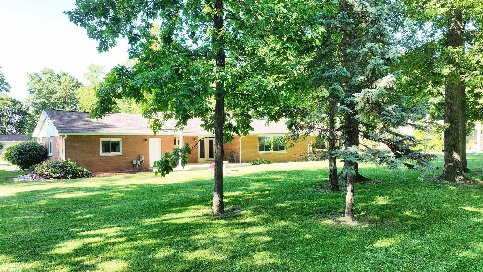 10100 Silver Creek, Frankenmuth, MI 48734 — Photo 39