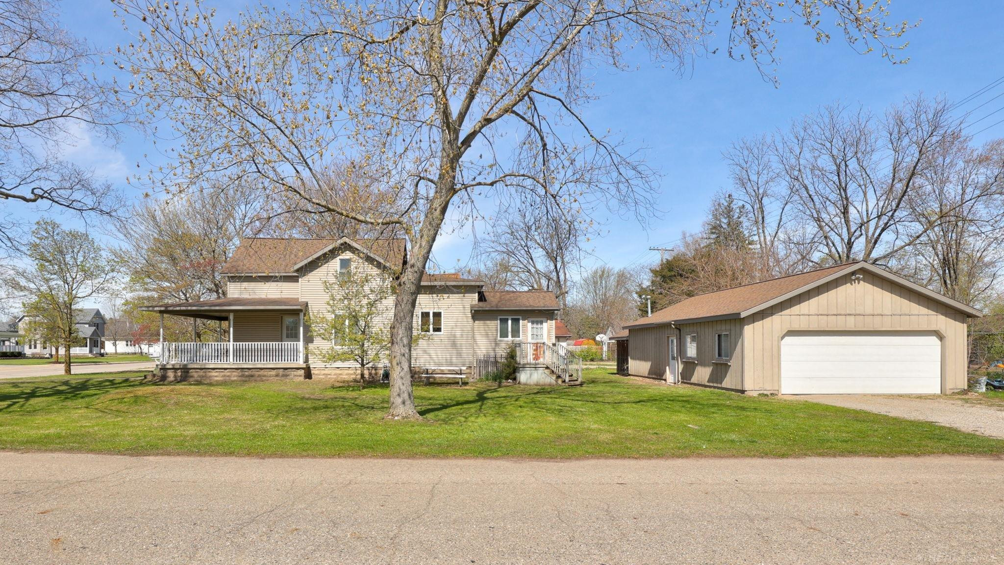 804 W Huron Avenue, Vassar, MI 48768 — Photo 2