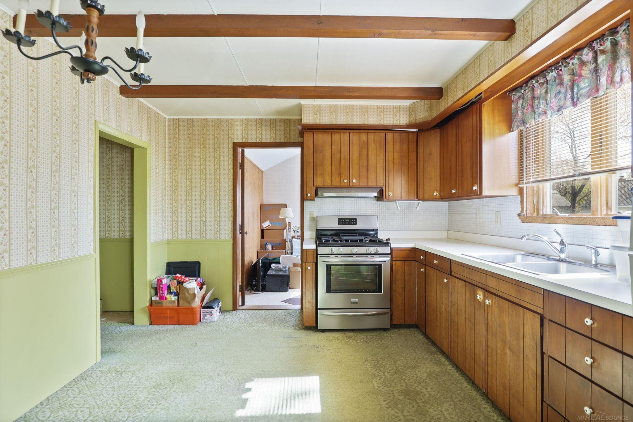 804 W Huron Avenue, Vassar, MI 48768 — Photo 15