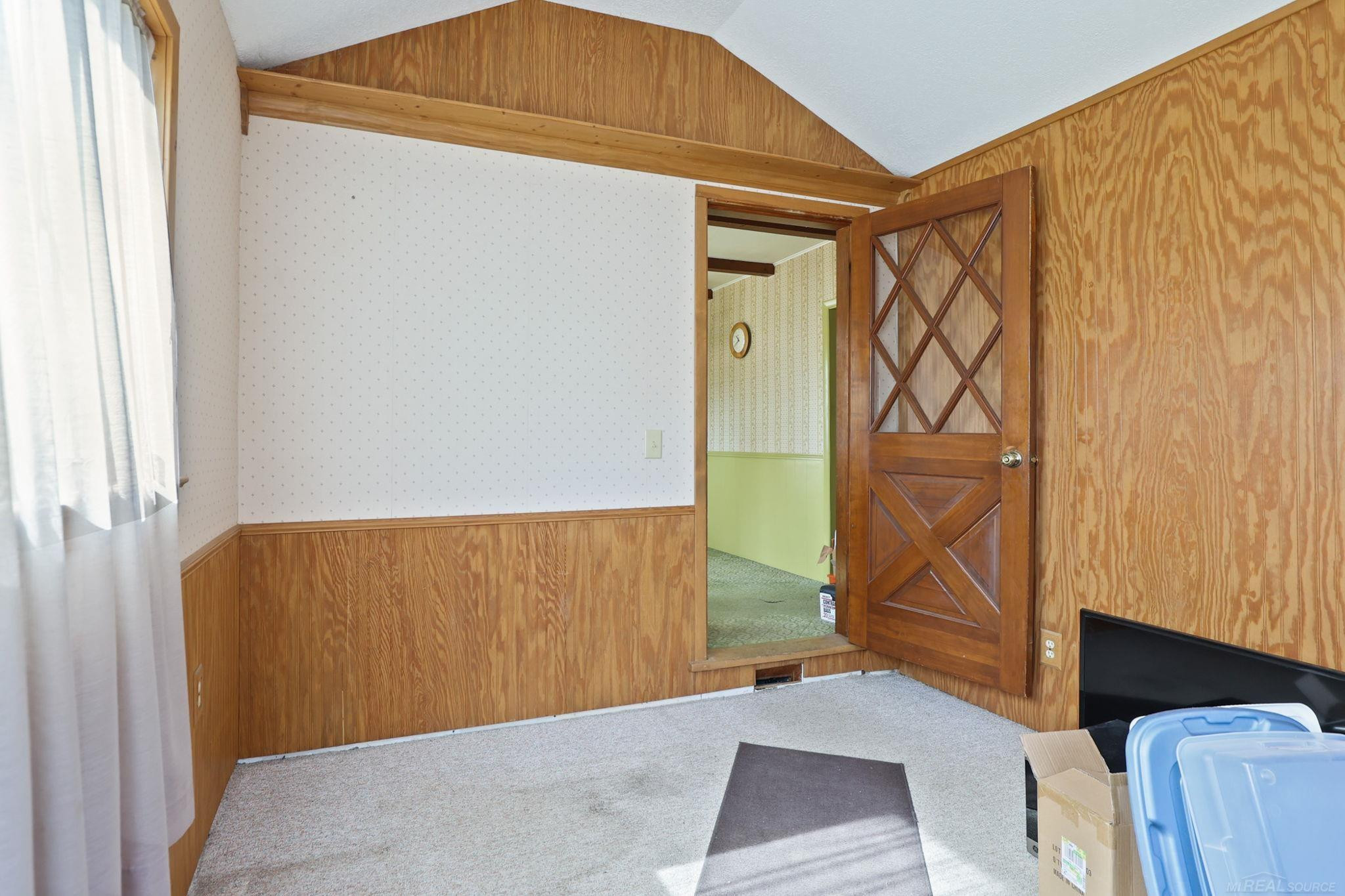 804 W Huron Avenue, Vassar, MI 48768 — Photo 17