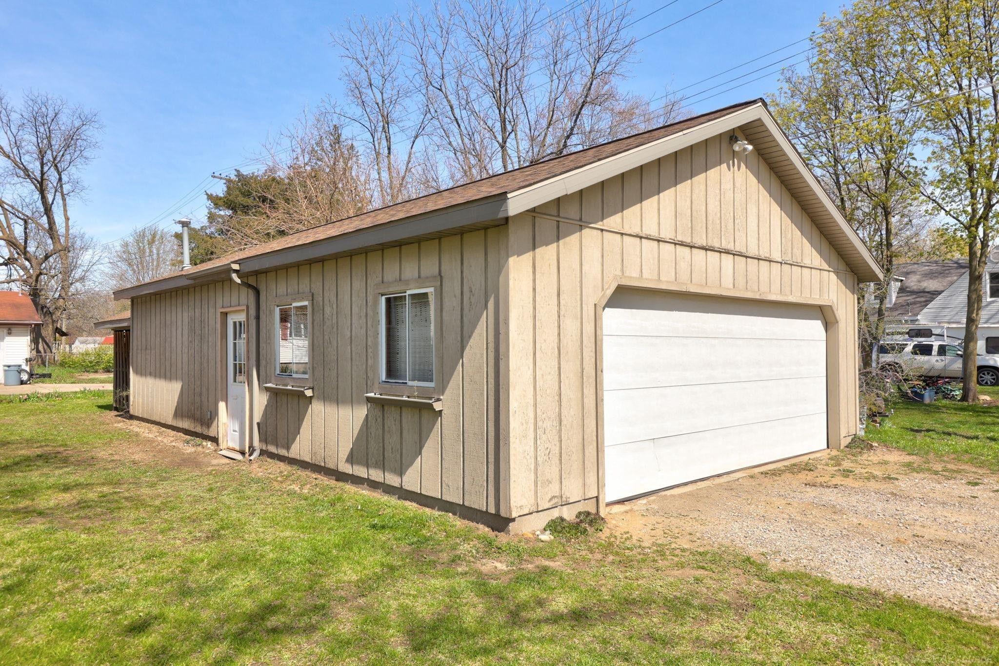 804 W Huron Avenue, Vassar, MI 48768 — Photo 31