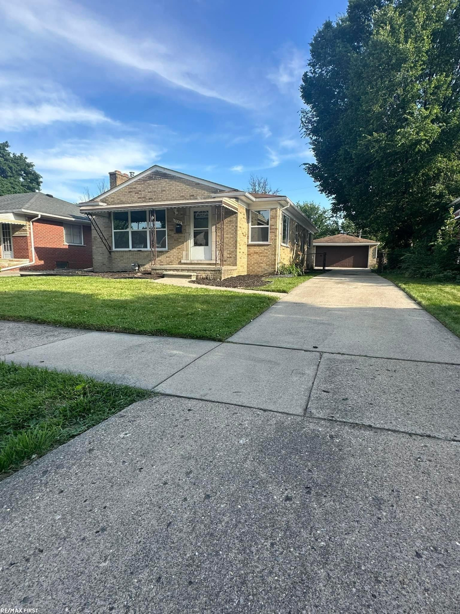 7552 Edward Avenue, Center Line, MI 48015 — front exterior