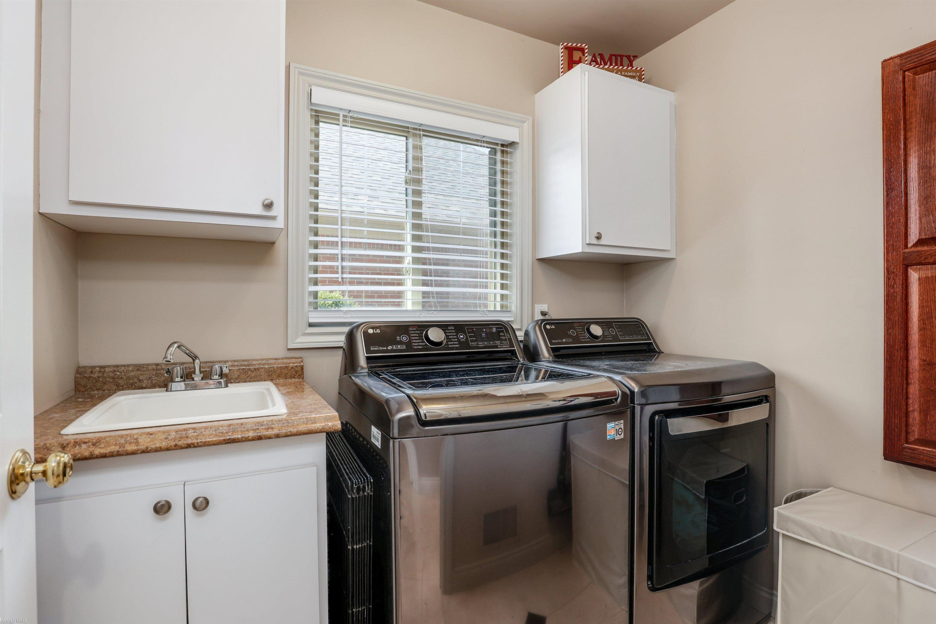 48942 Jefferson Drive, Macomb, MI 48044 — Photo 16
