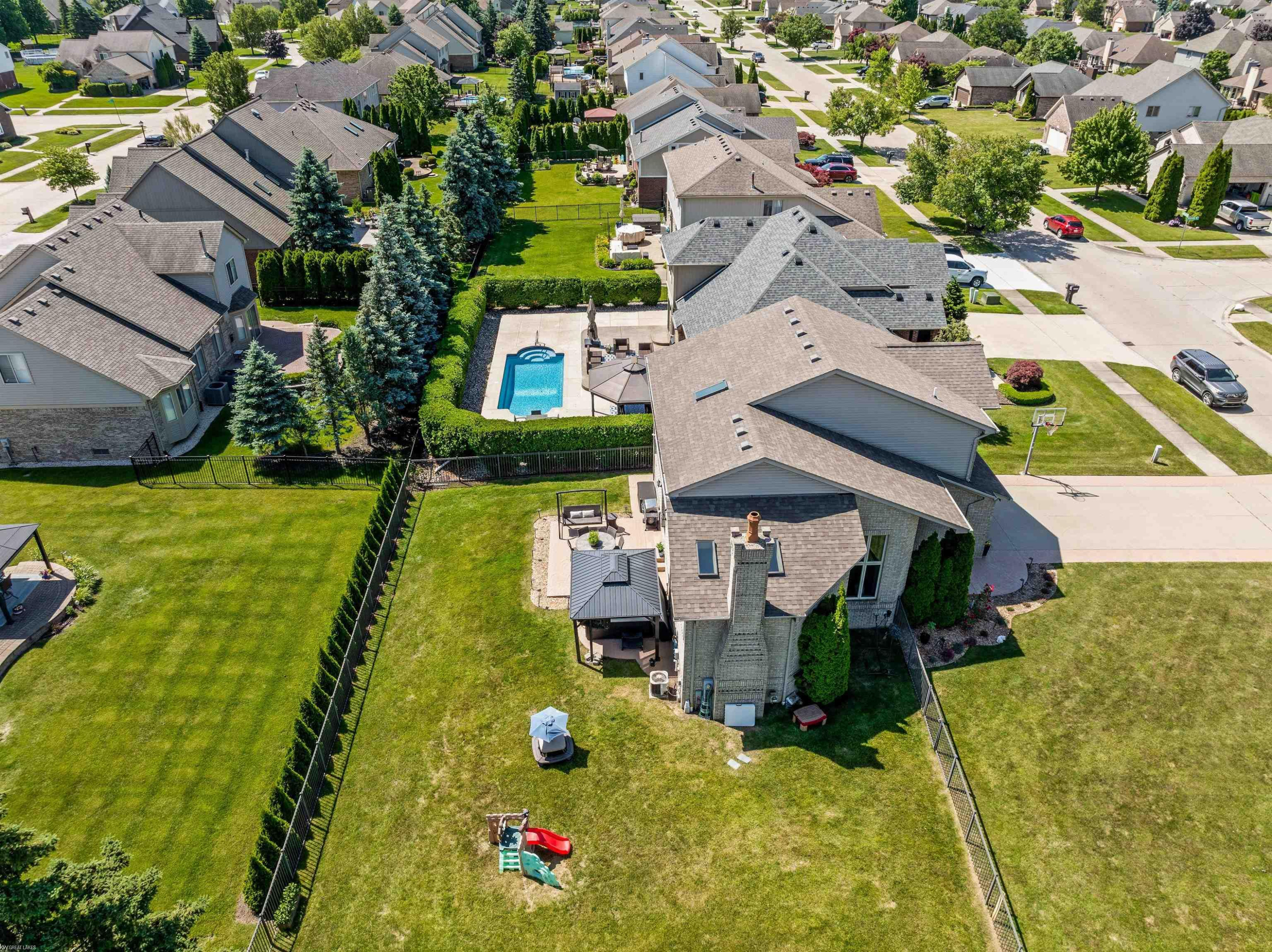 48942 Jefferson Drive, Macomb, MI 48044 — Photo 31