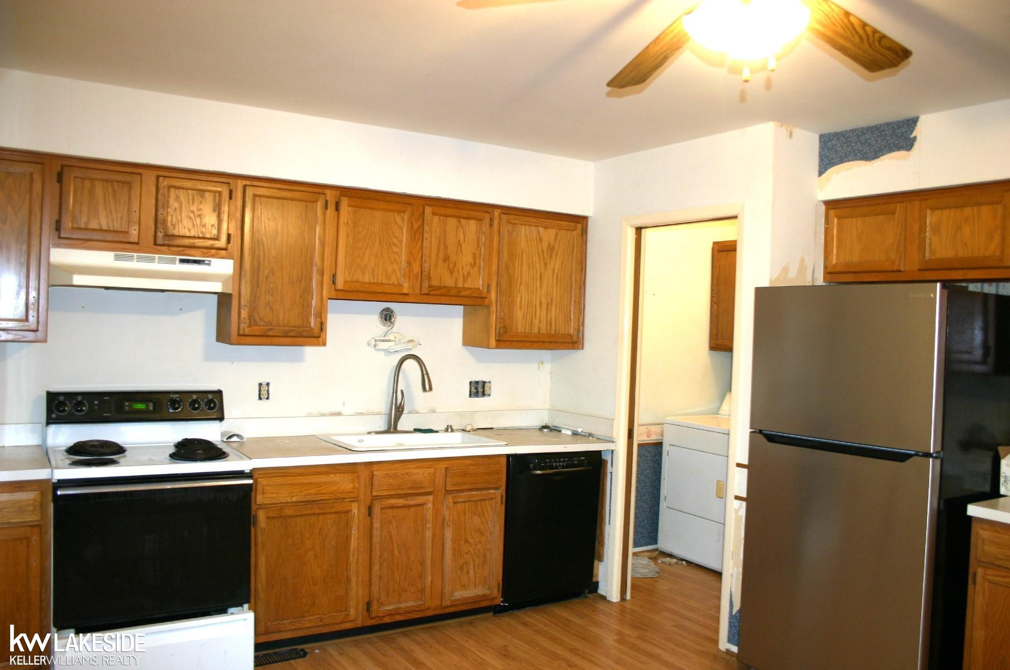 367 Fairgrove Street, MI 48065 — Photo 6