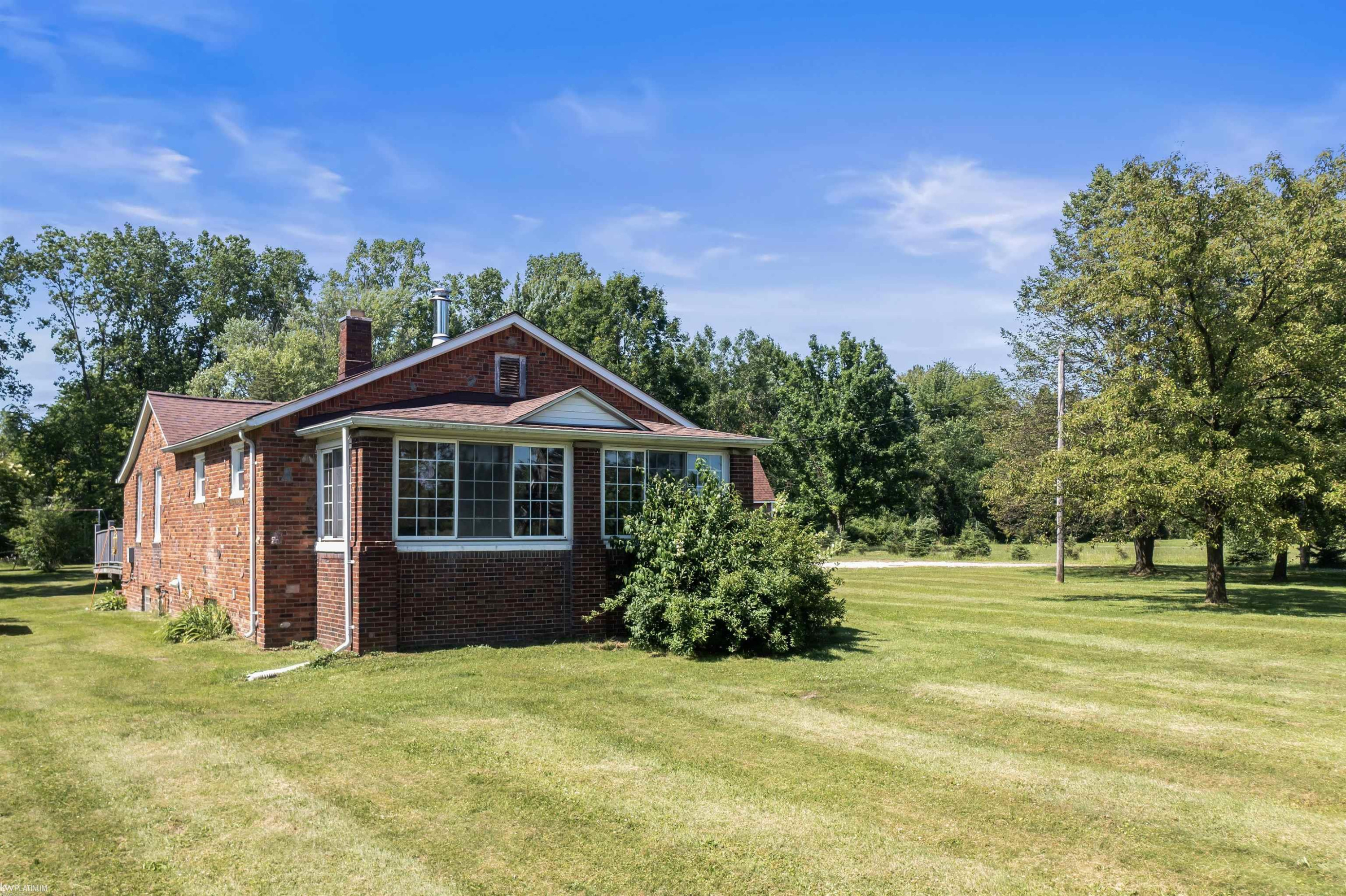 9756 Gratiot Avenue, MI — Photo 2